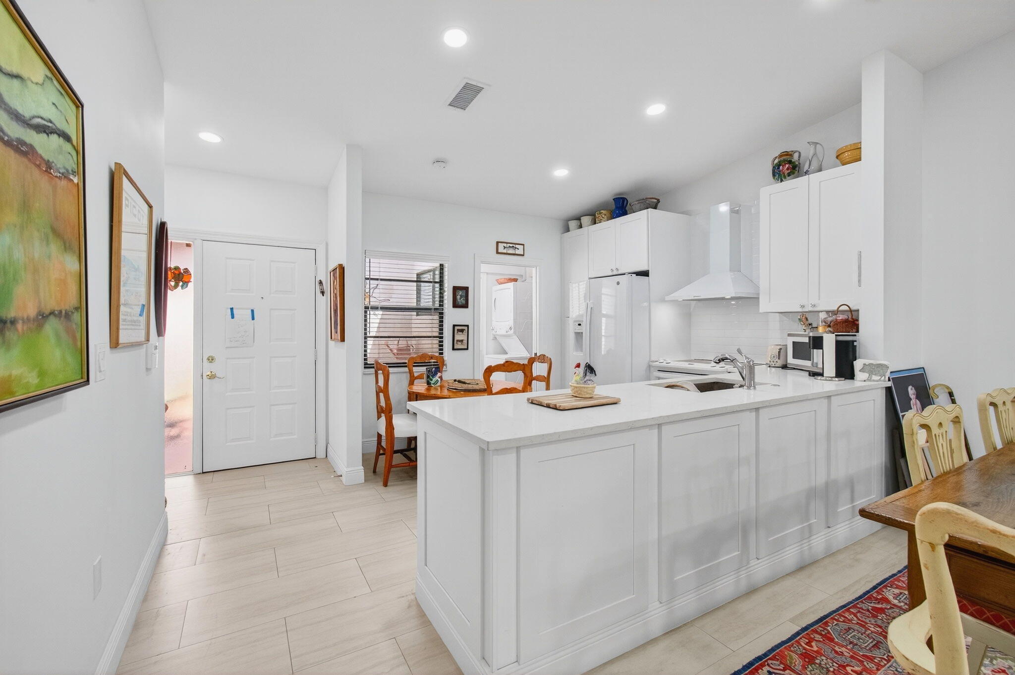 6248 Kings Gate Circle Property Photo 8