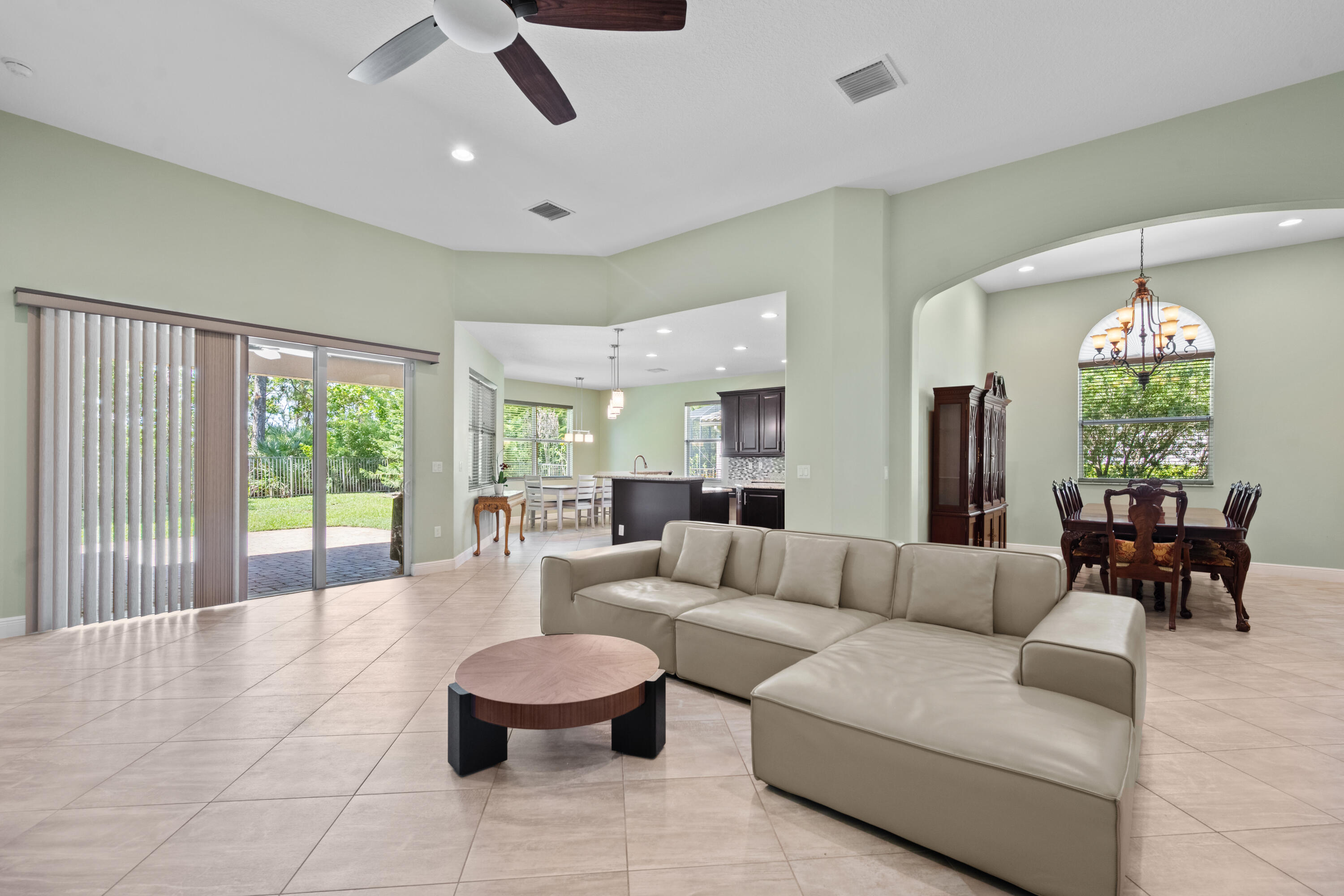 7589 Fieldstone Ranch Square Property Photo 14