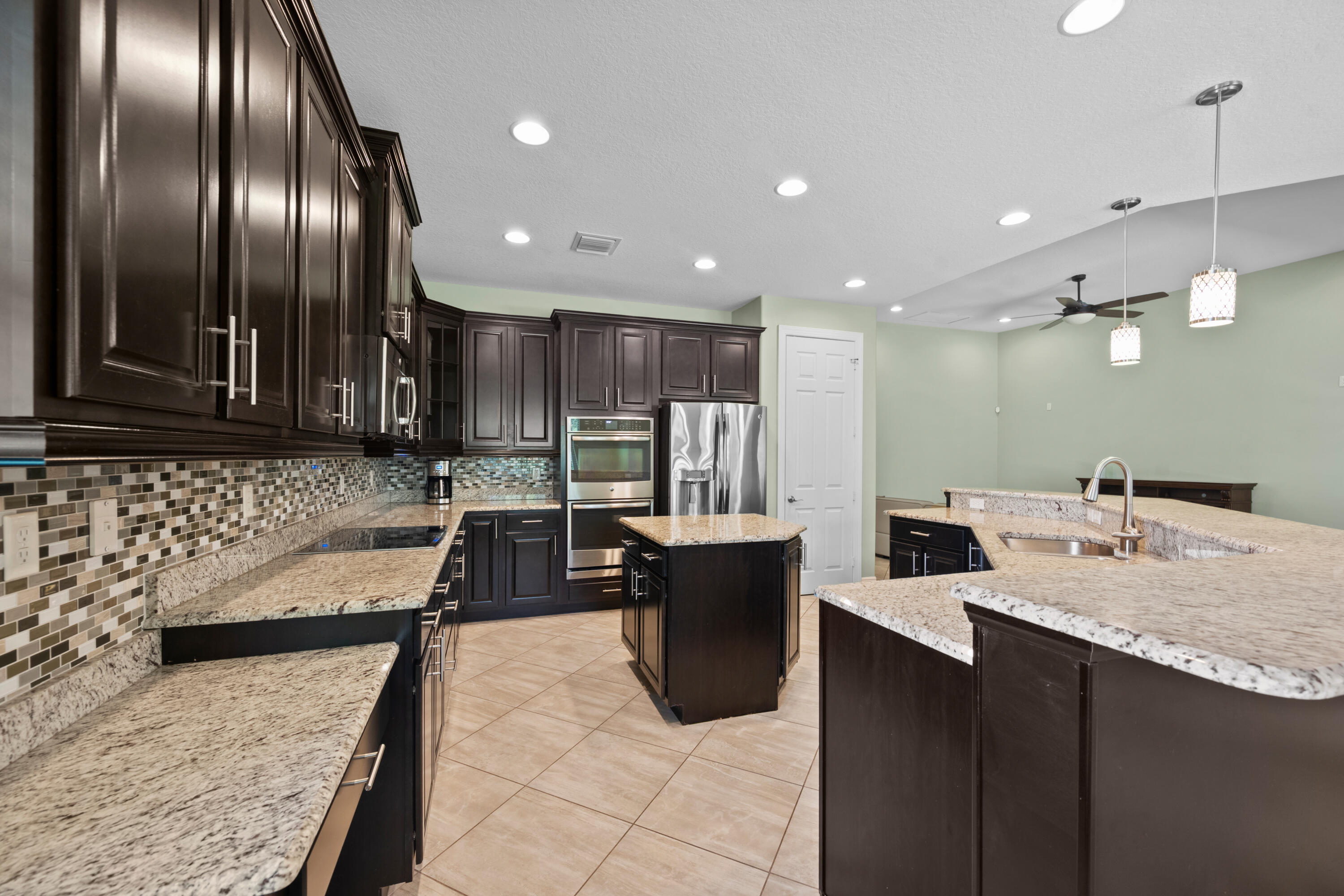 7589 Fieldstone Ranch Square Property Photo 20