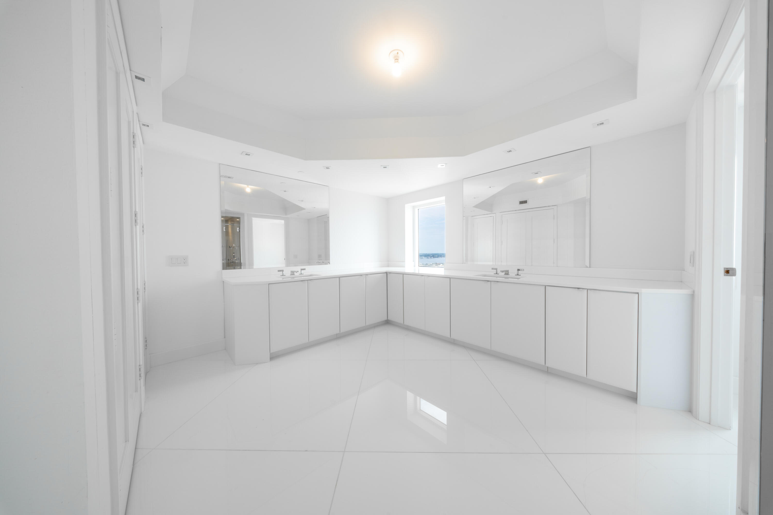 2700 N Ocean Drive 2501a Property Photo 6