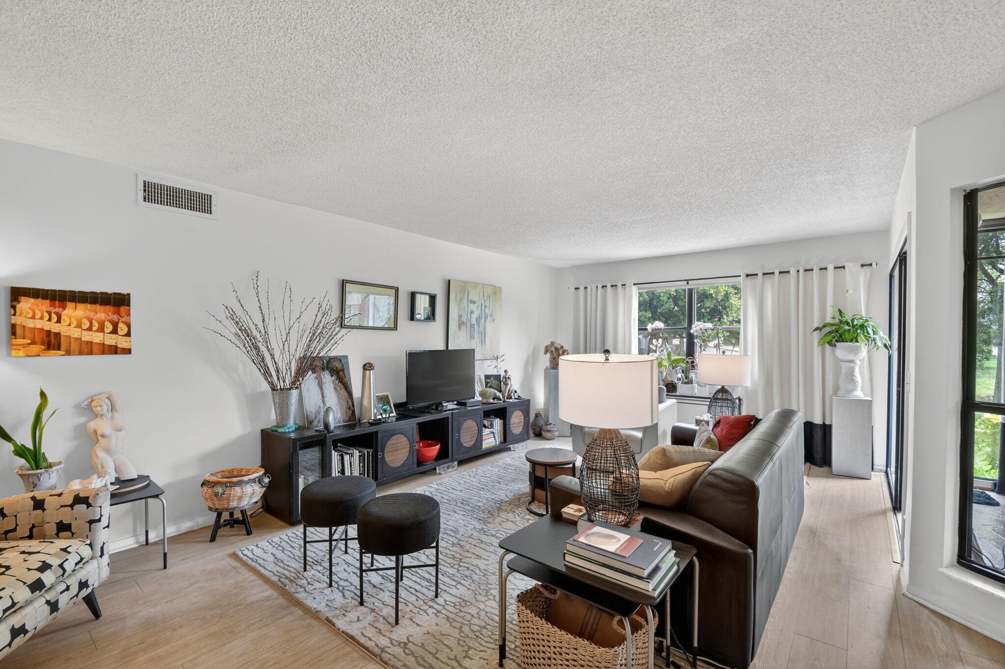 3329 Perimeter Drive