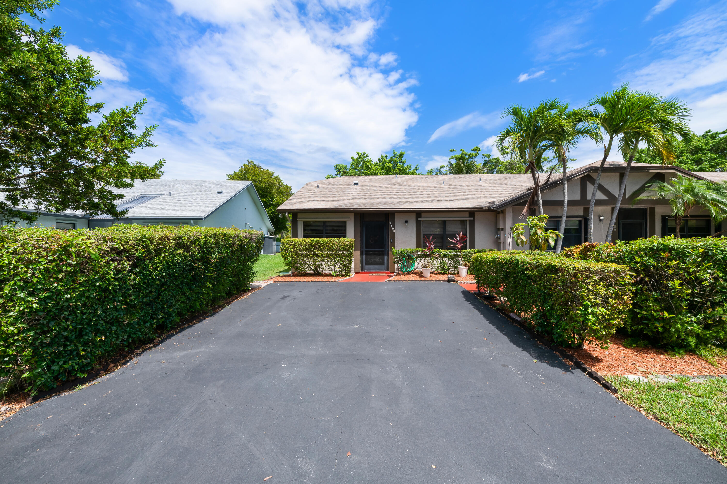 8108 NW 100th Way Property Photo 1