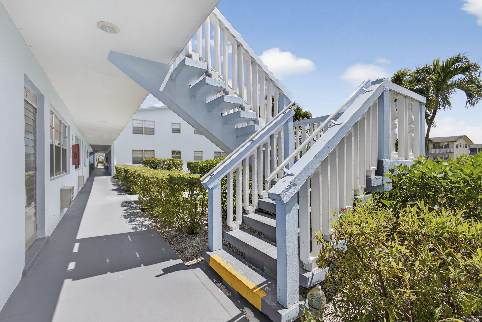 106 E Camden E Property Photo 4