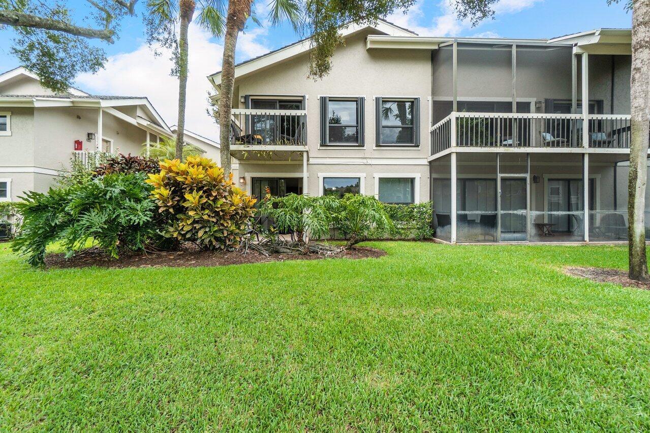 11863 Wimbledon Circle 427 Property Photo 22