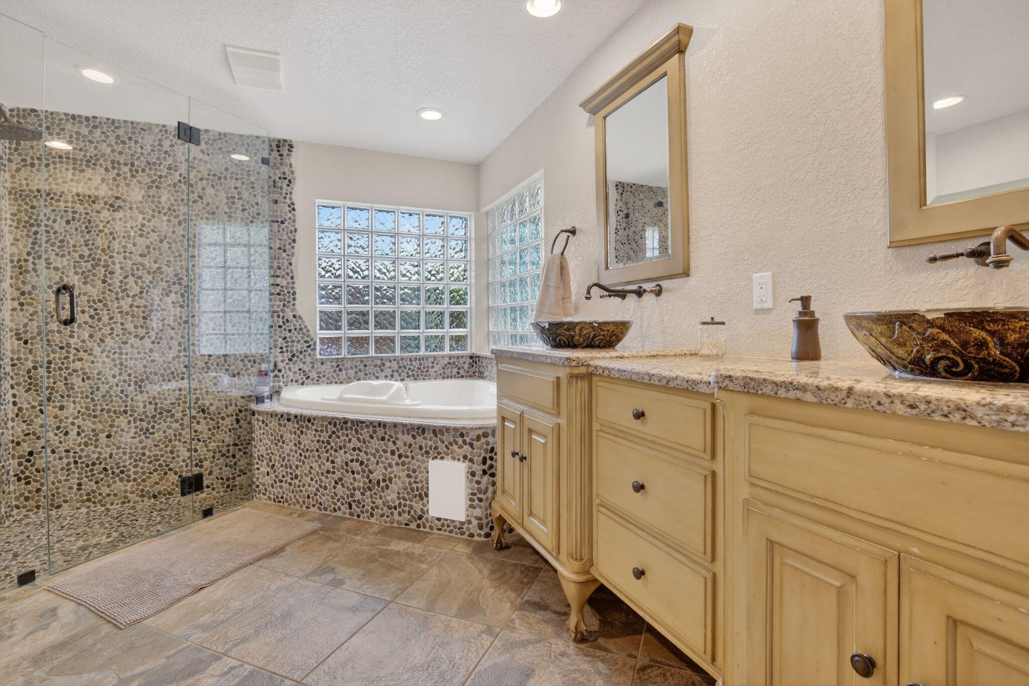 11380 Wayne Drive Property Photo 11
