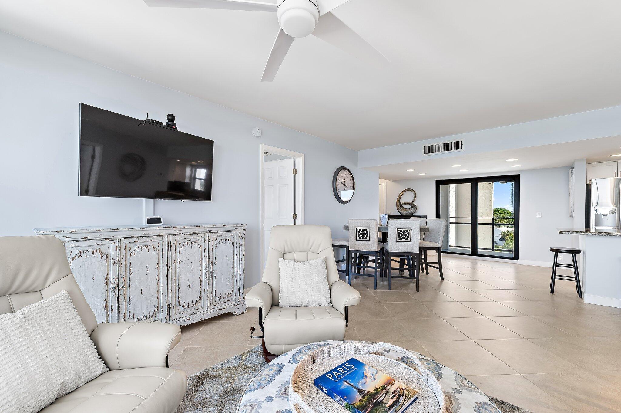 336 Golfview Road 619 Property Photo 4