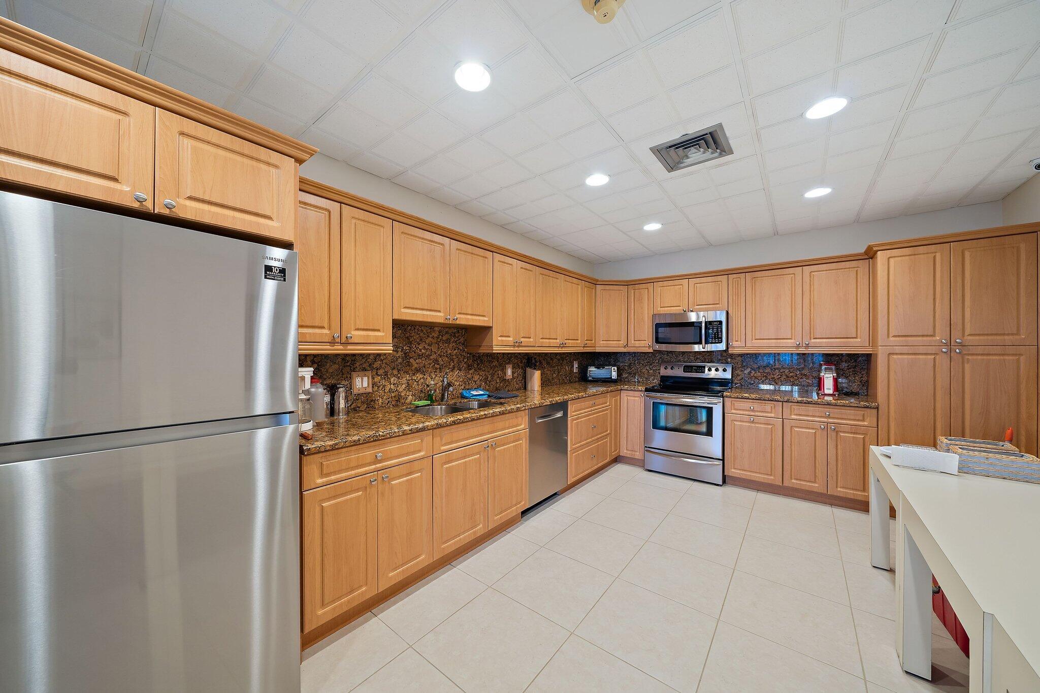336 Golfview Road 619 Property Photo 37