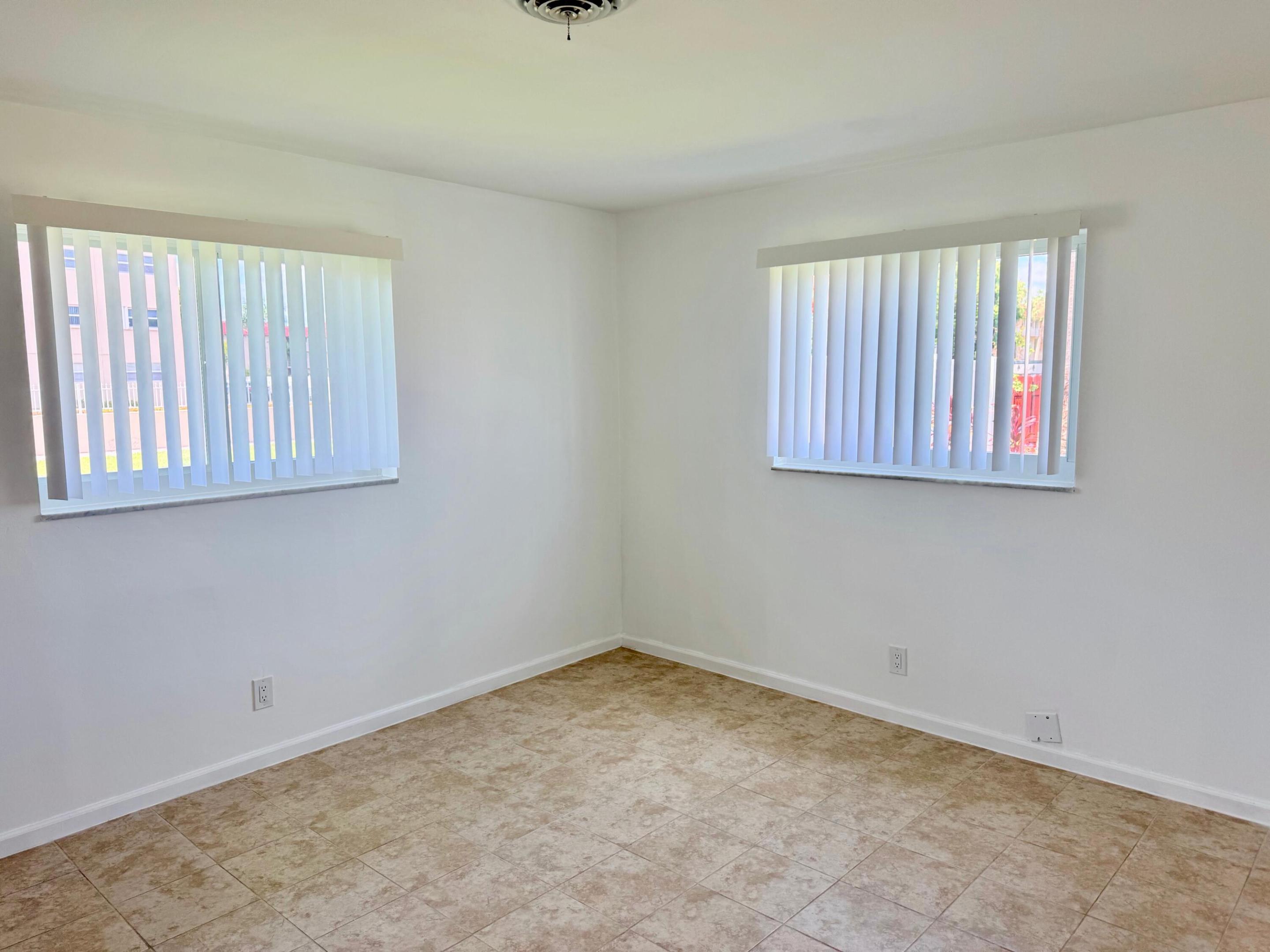617 Se 8th Avenue Property Photo 22