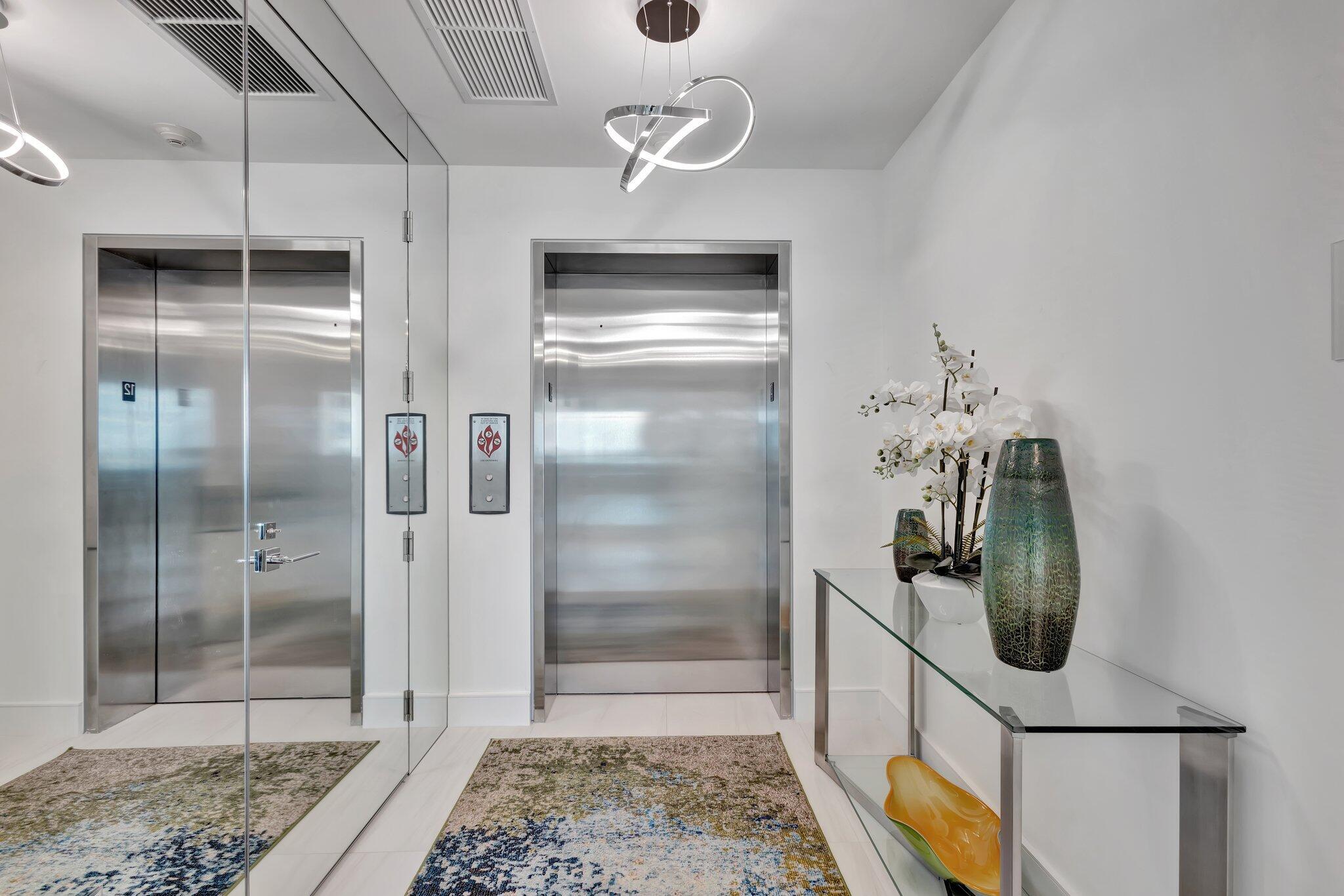 3730 N Ocean Drive 12c Property Photo 3