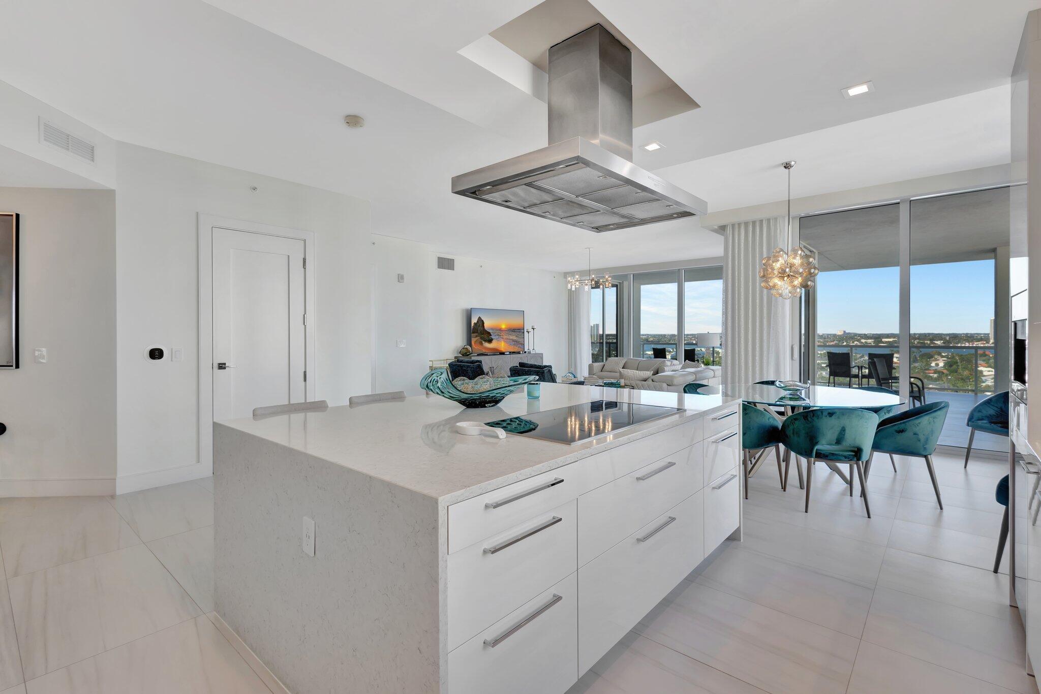 3730 N Ocean Drive 12c Property Photo 8