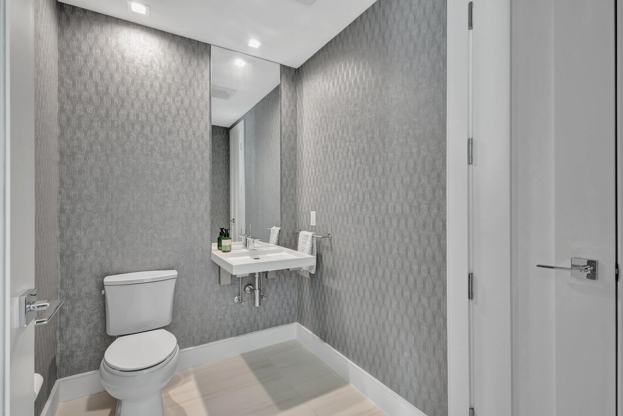 3730 N Ocean Drive 12c Property Photo 25