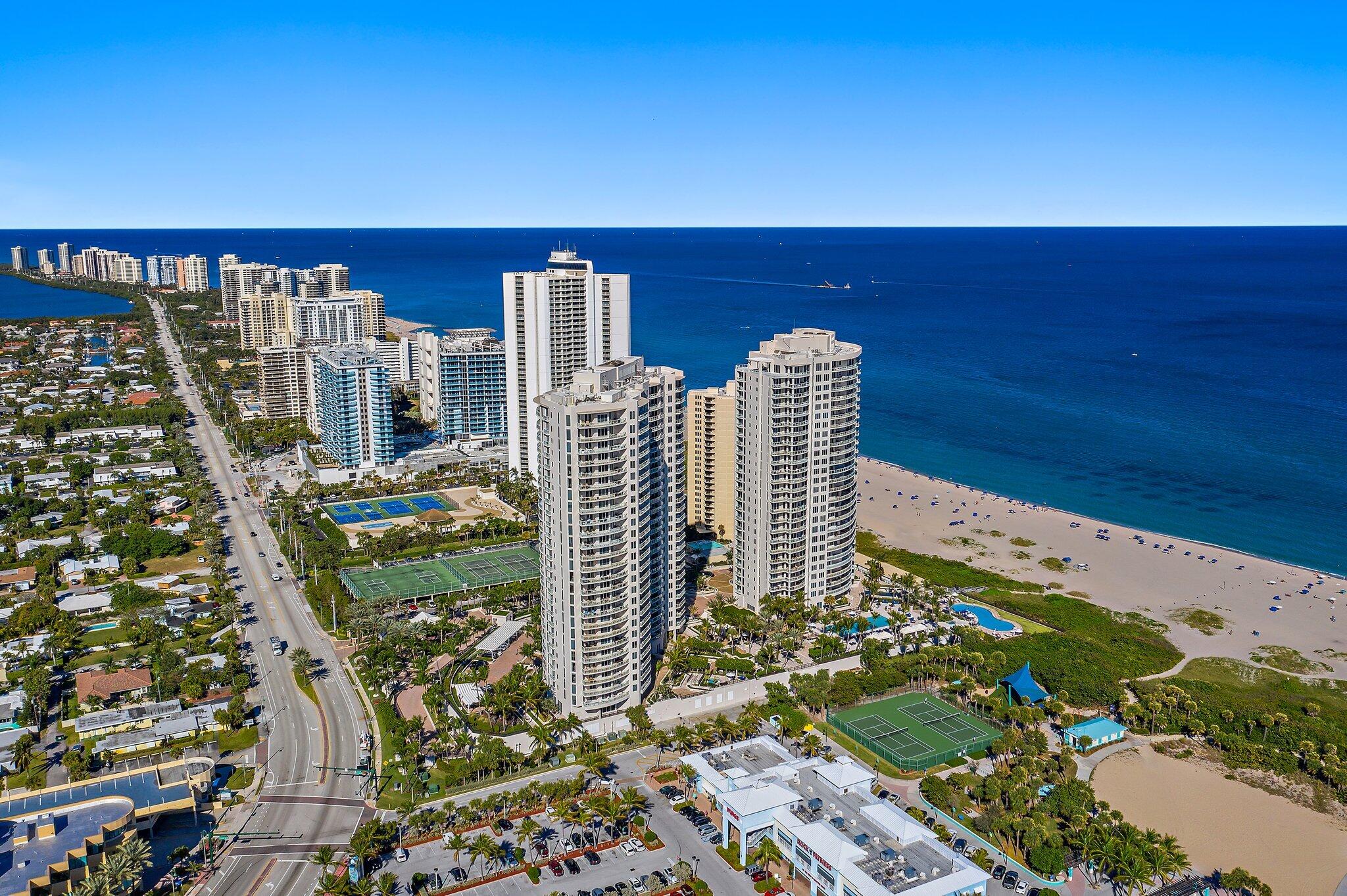 2700 N Ocean Drive Ph-1b Property Photo 5