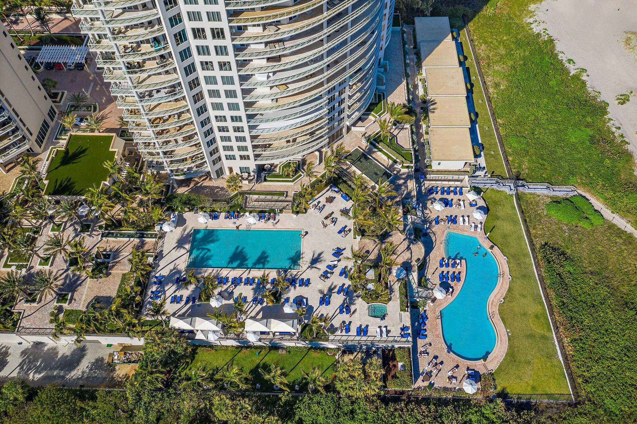 2700 N Ocean Drive Ph-1b Property Photo 10