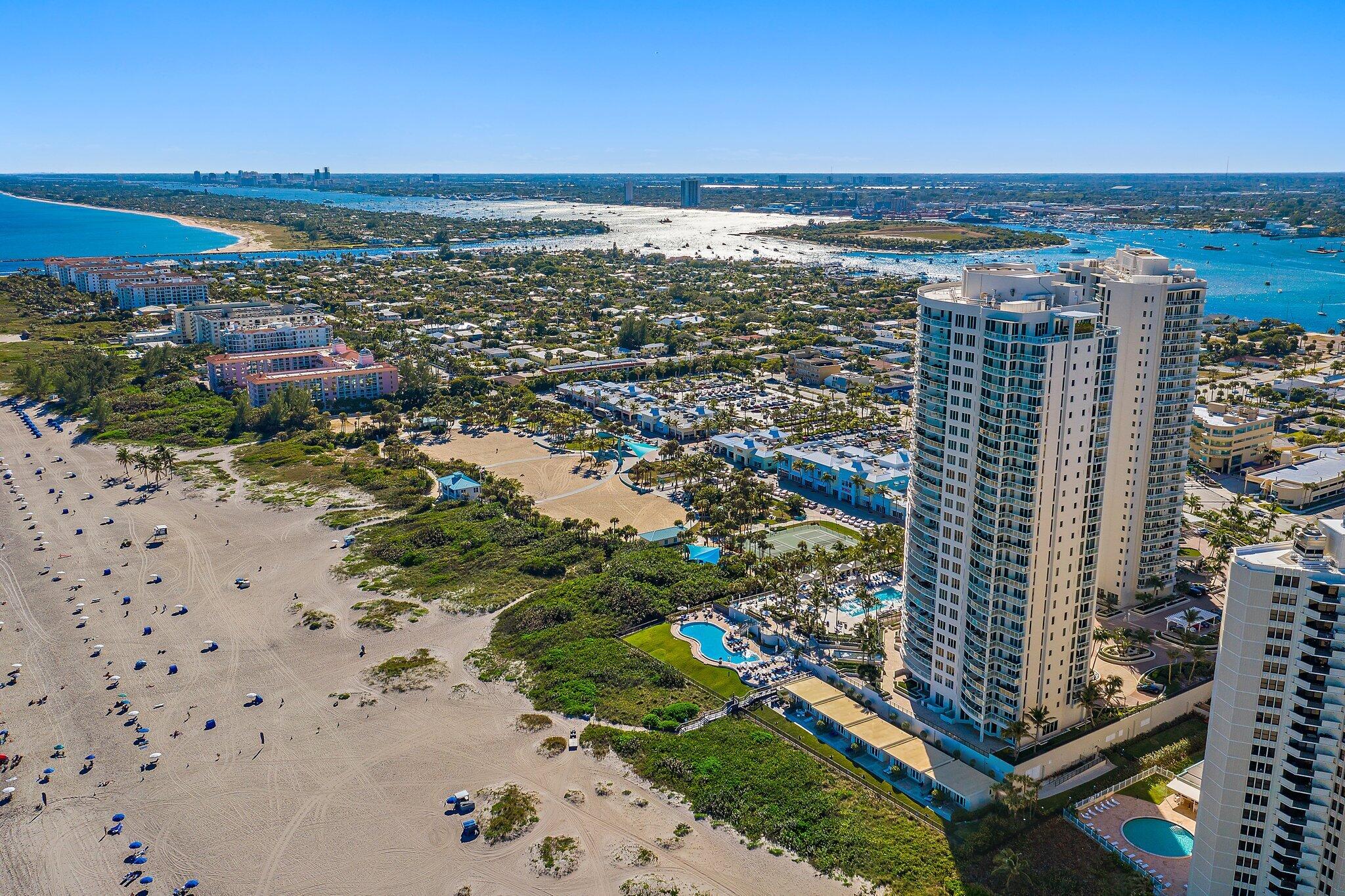 2700 N Ocean Drive Ph-1b Property Photo 11