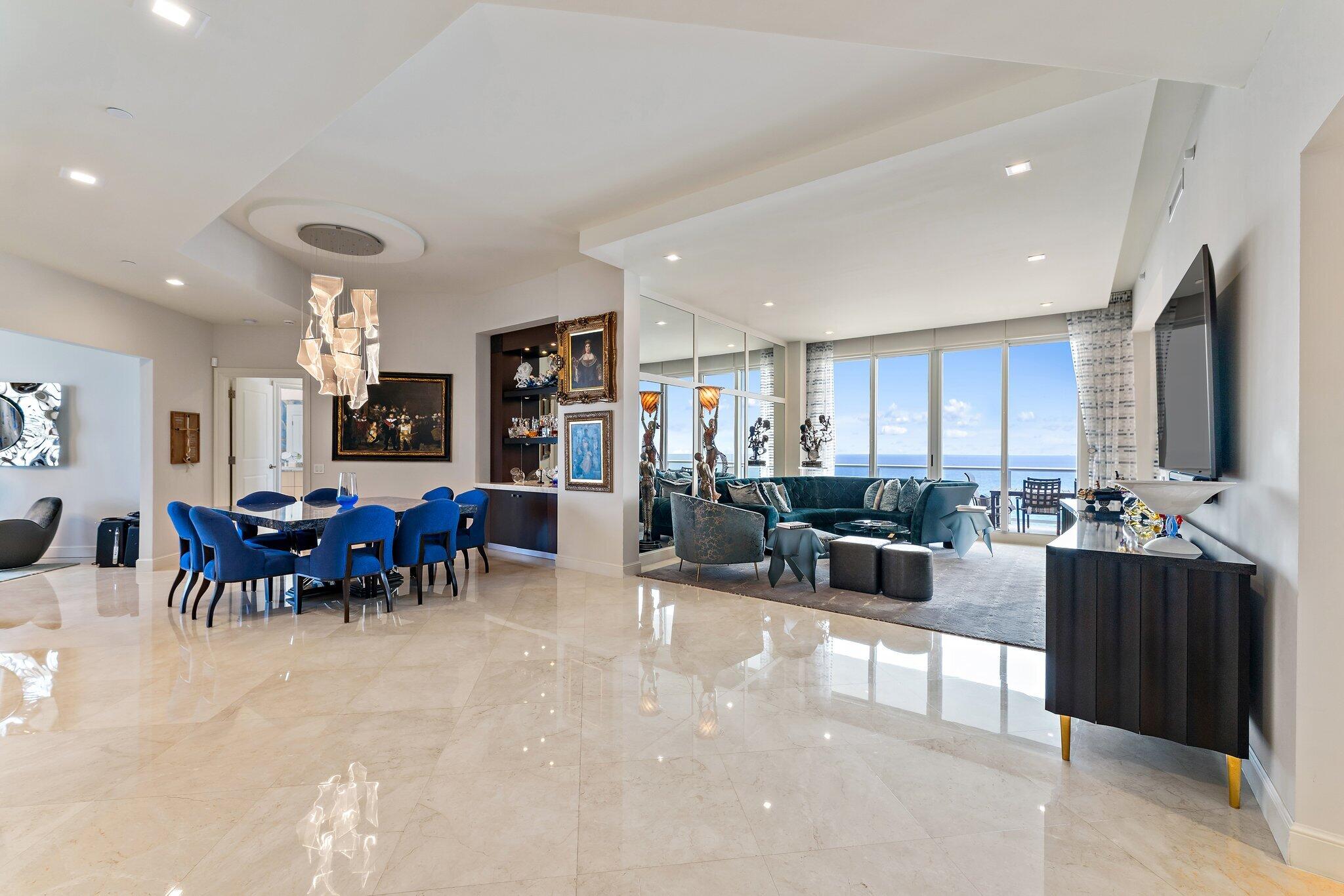 2700 N Ocean Drive Ph-1b Property Photo 17