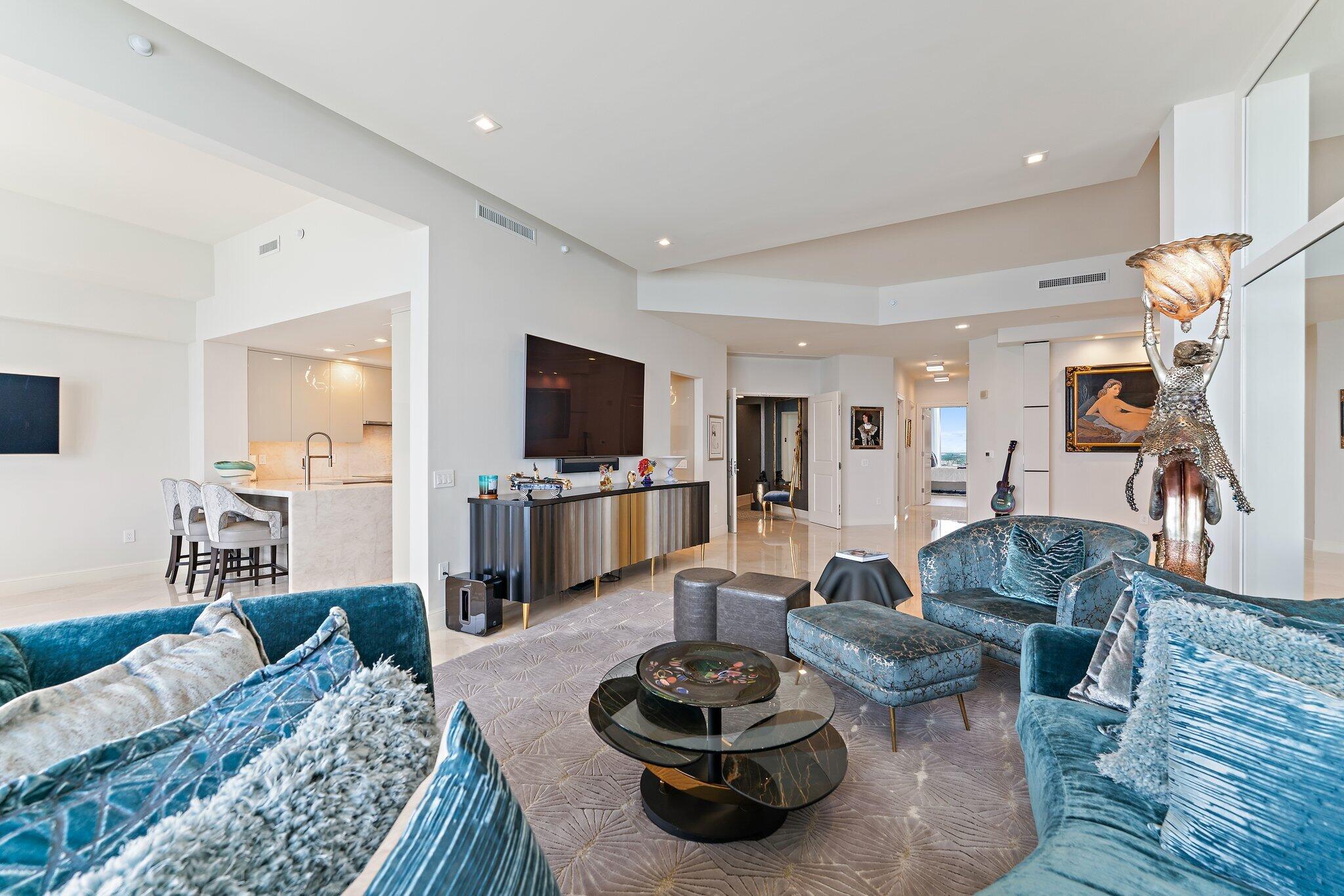 2700 N Ocean Drive Ph-1b Property Photo 25