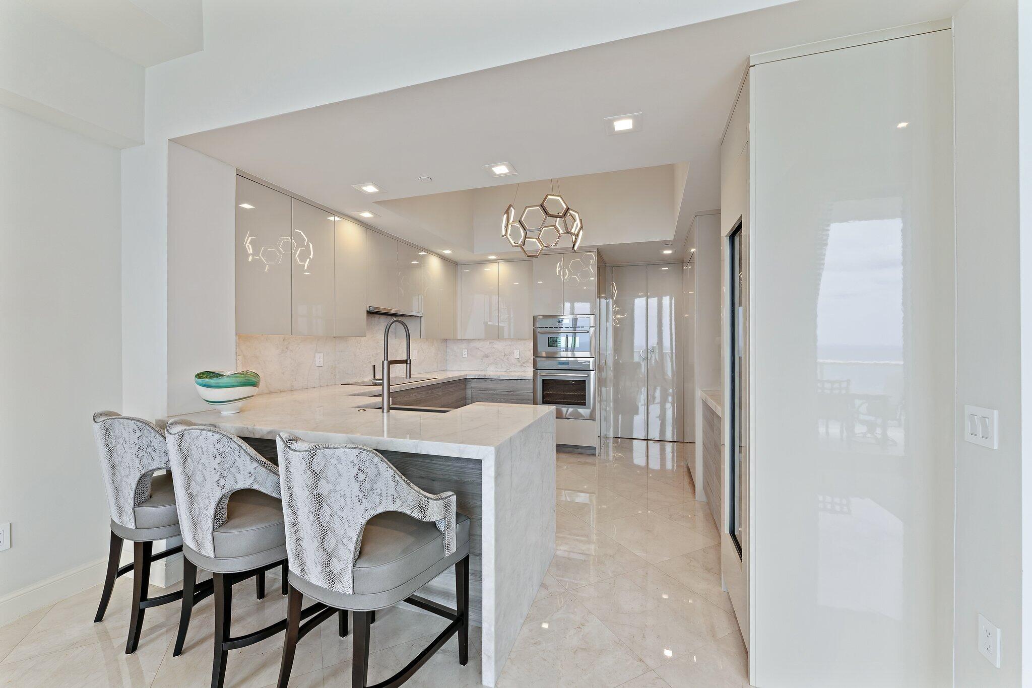 2700 N Ocean Drive Ph-1b Property Photo 35