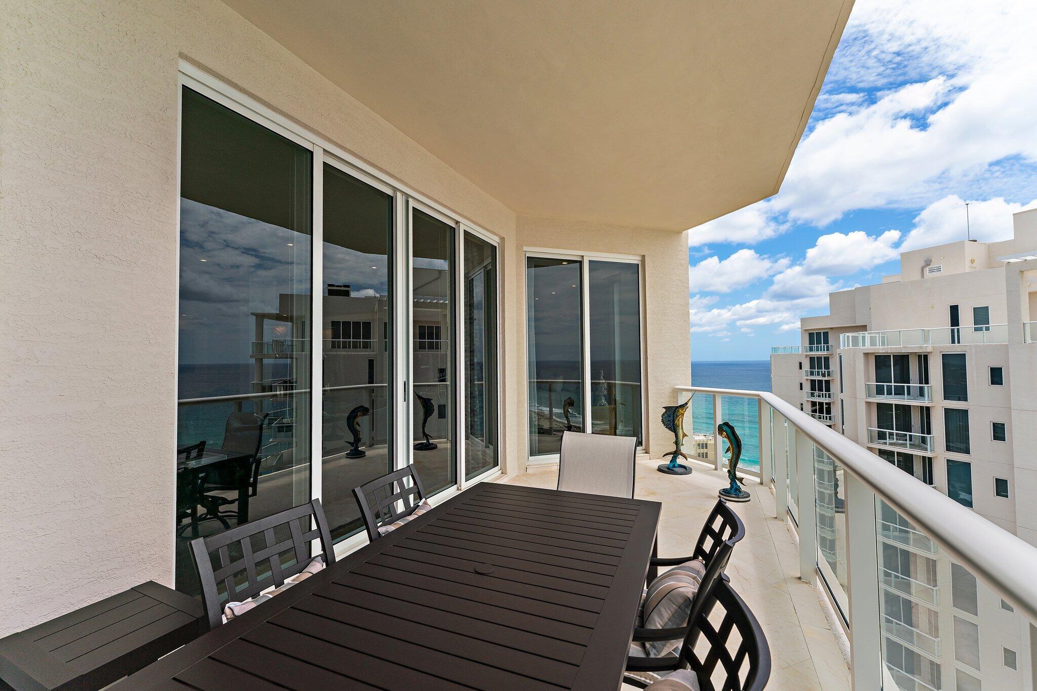 2700 N Ocean Drive Ph-1b Property Photo 50