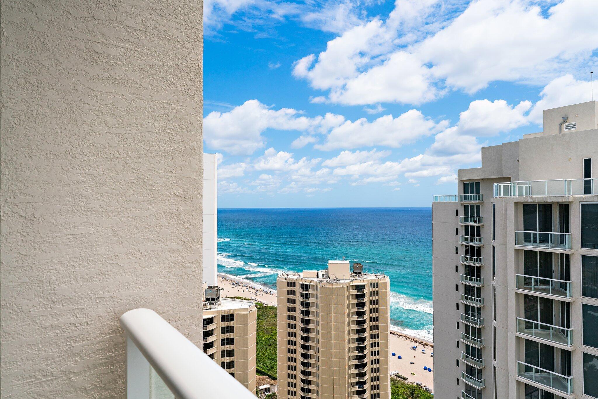 2700 N Ocean Drive Ph-1b Property Photo 51