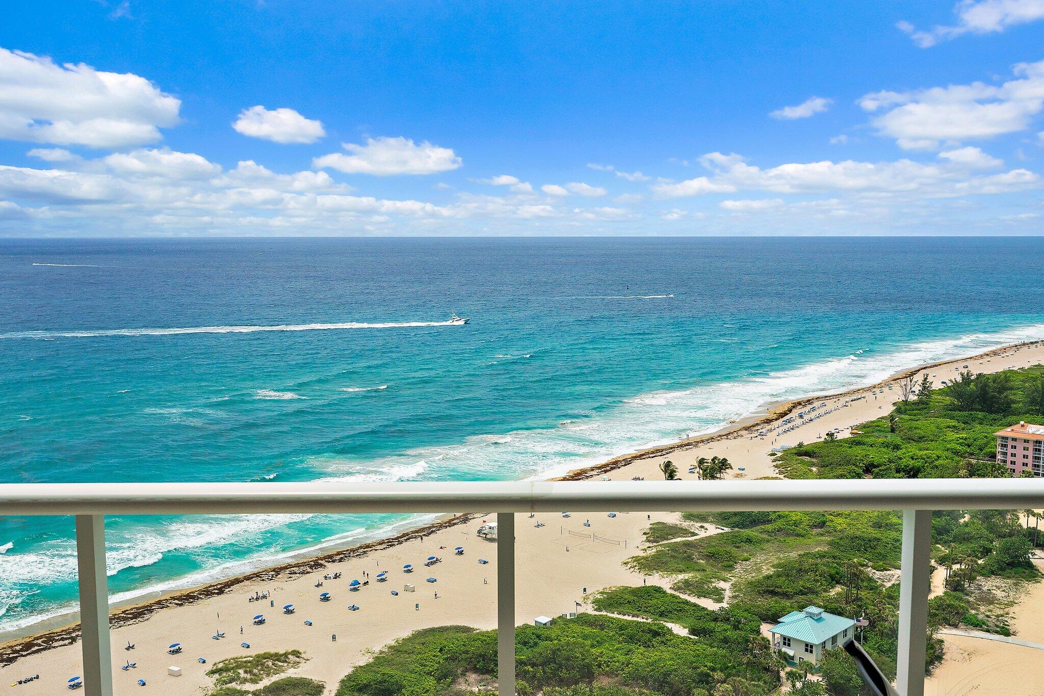 2700 N Ocean Drive Ph-1b Property Photo 54