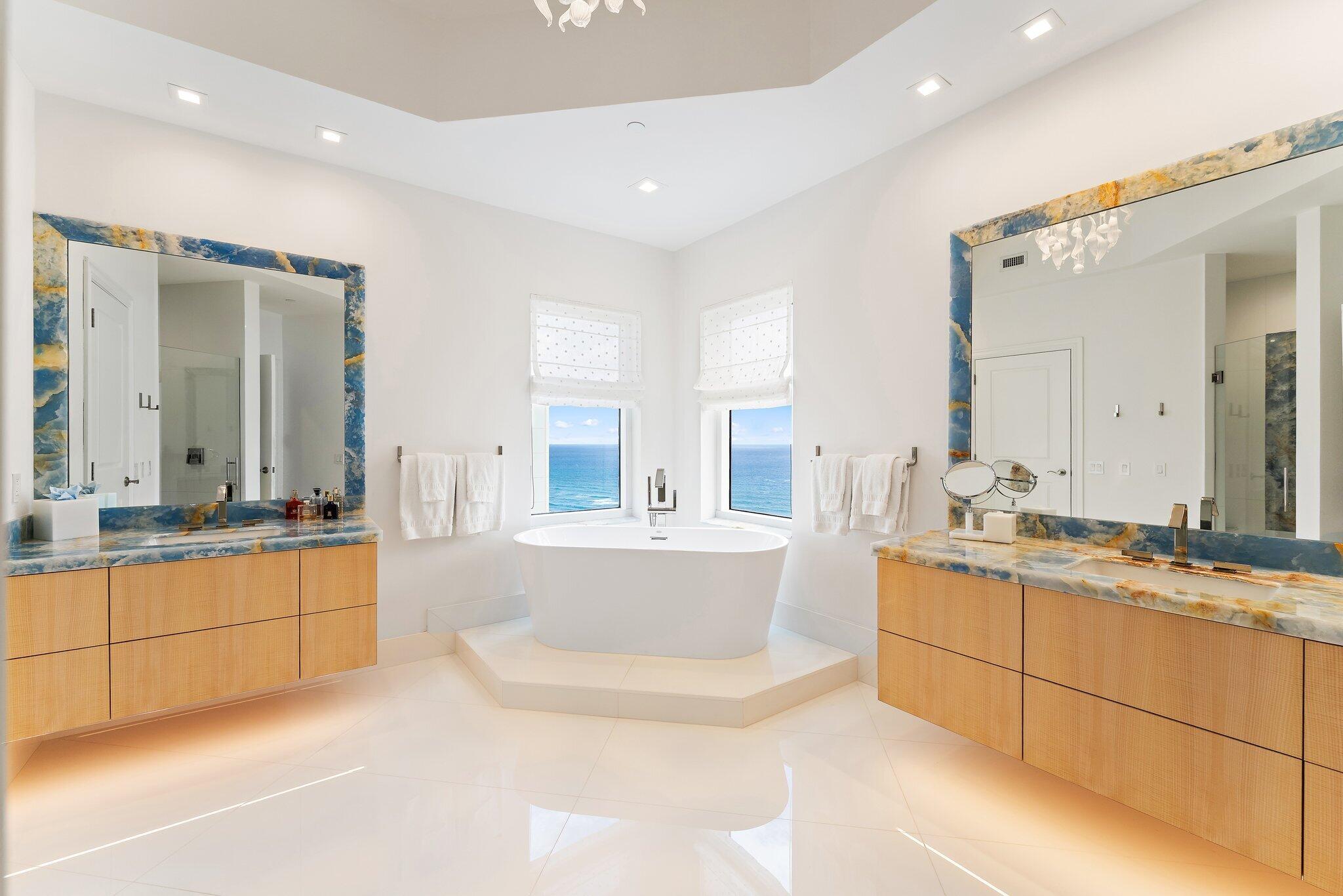 2700 N Ocean Drive Ph-1b Property Photo 66