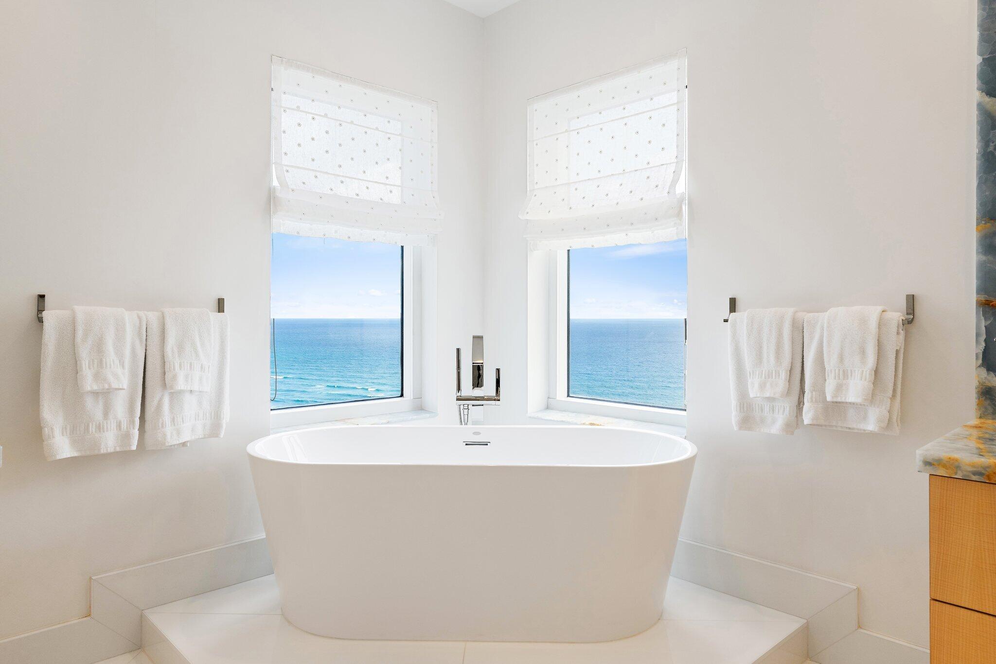 2700 N Ocean Drive Ph-1b Property Photo 67