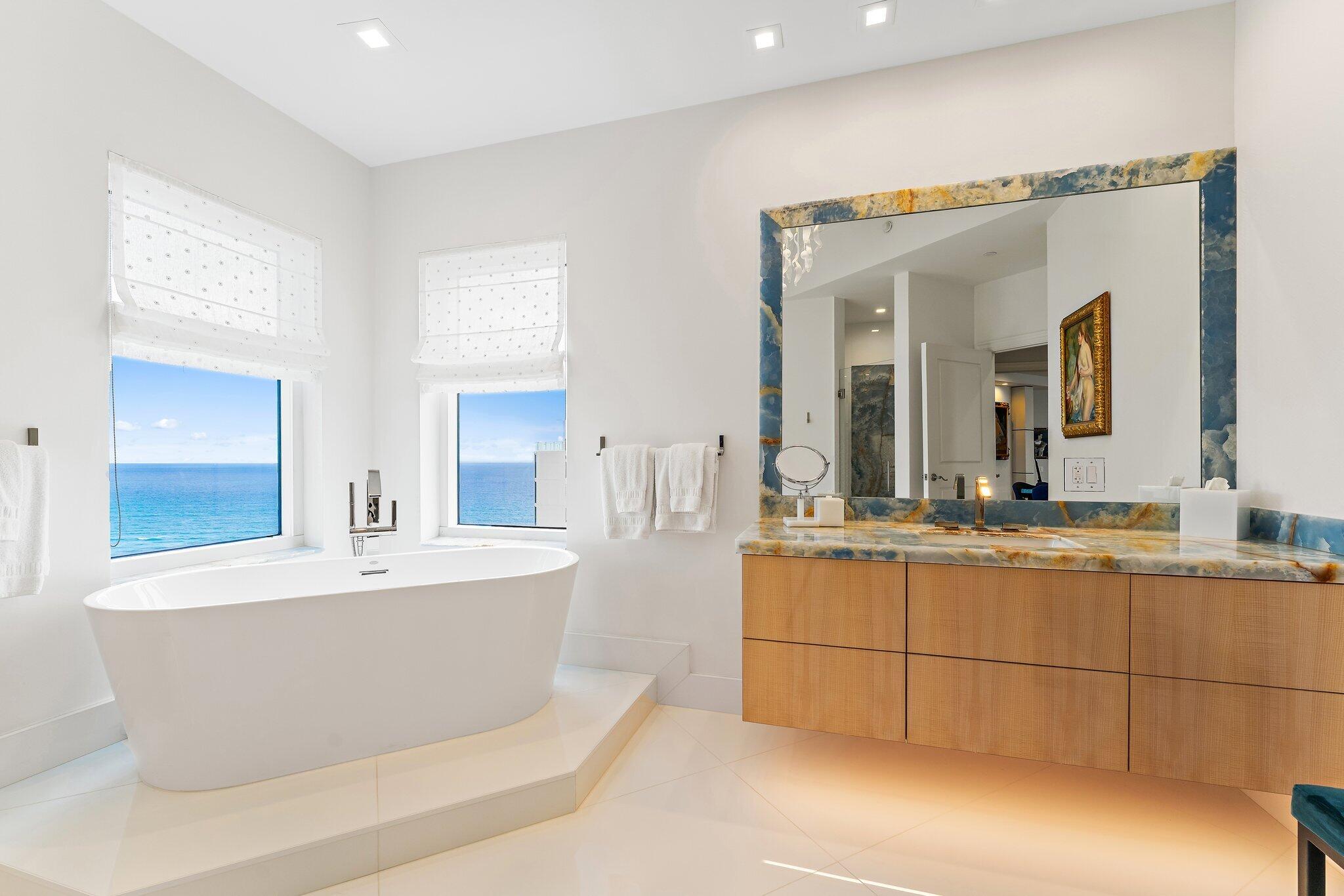 2700 N Ocean Drive Ph-1b Property Photo 69