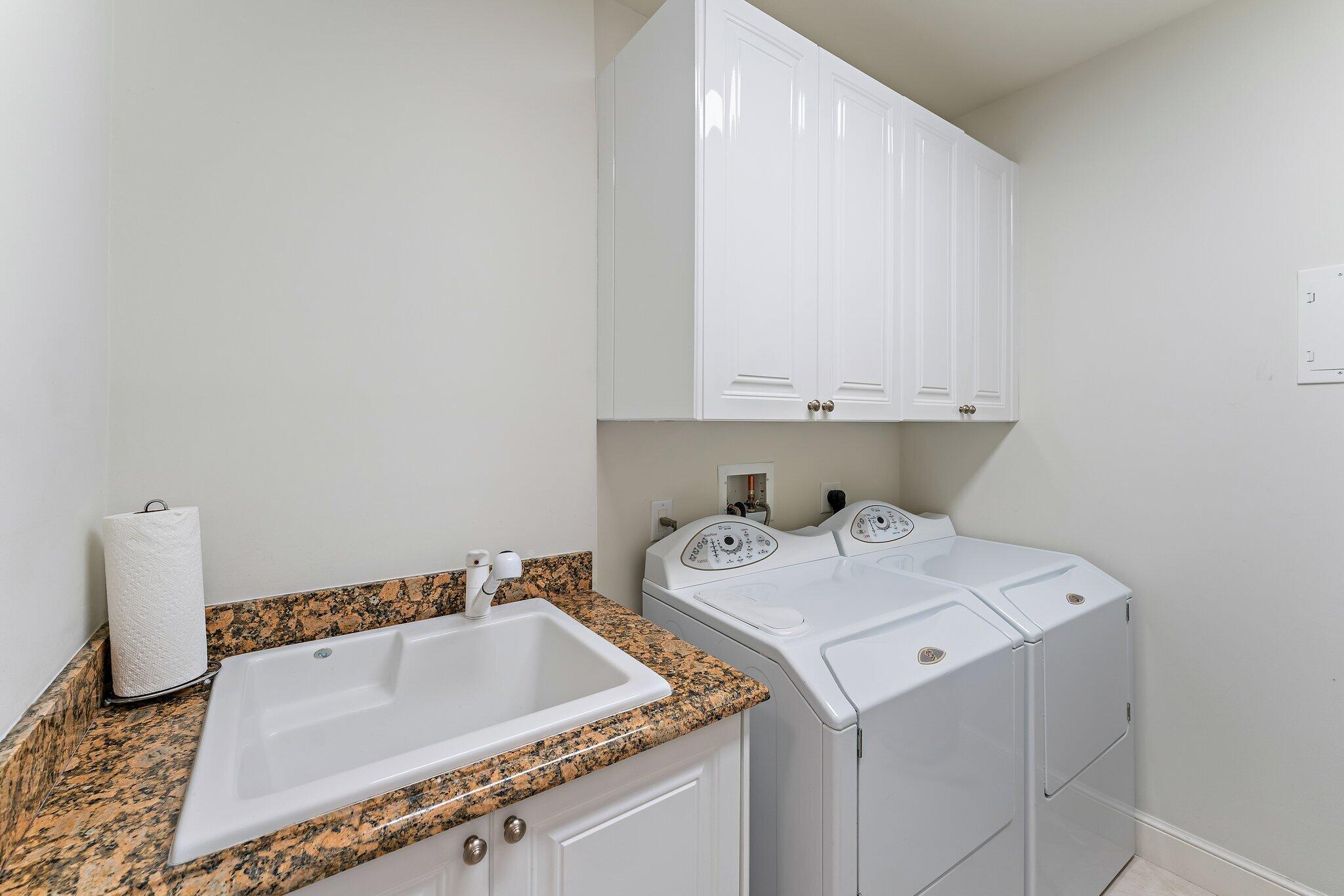 2700 N Ocean Drive Ph-1b Property Photo 90