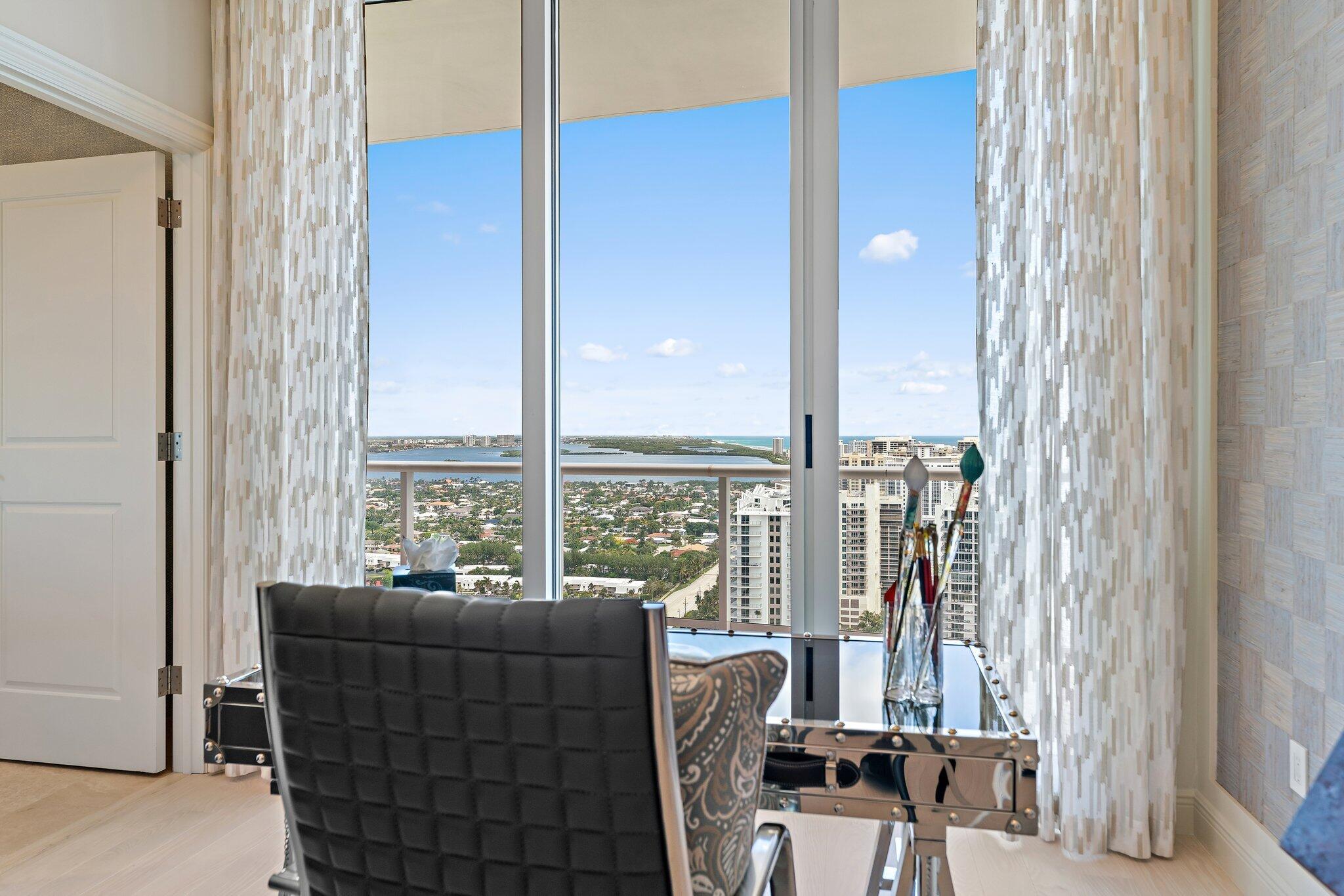 2700 N Ocean Drive Ph-1b Property Photo 94
