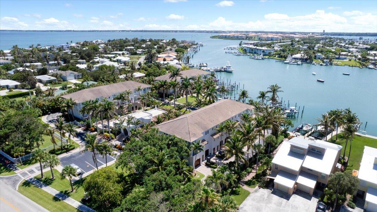 1581 Bow Line Road Property Photo 8
