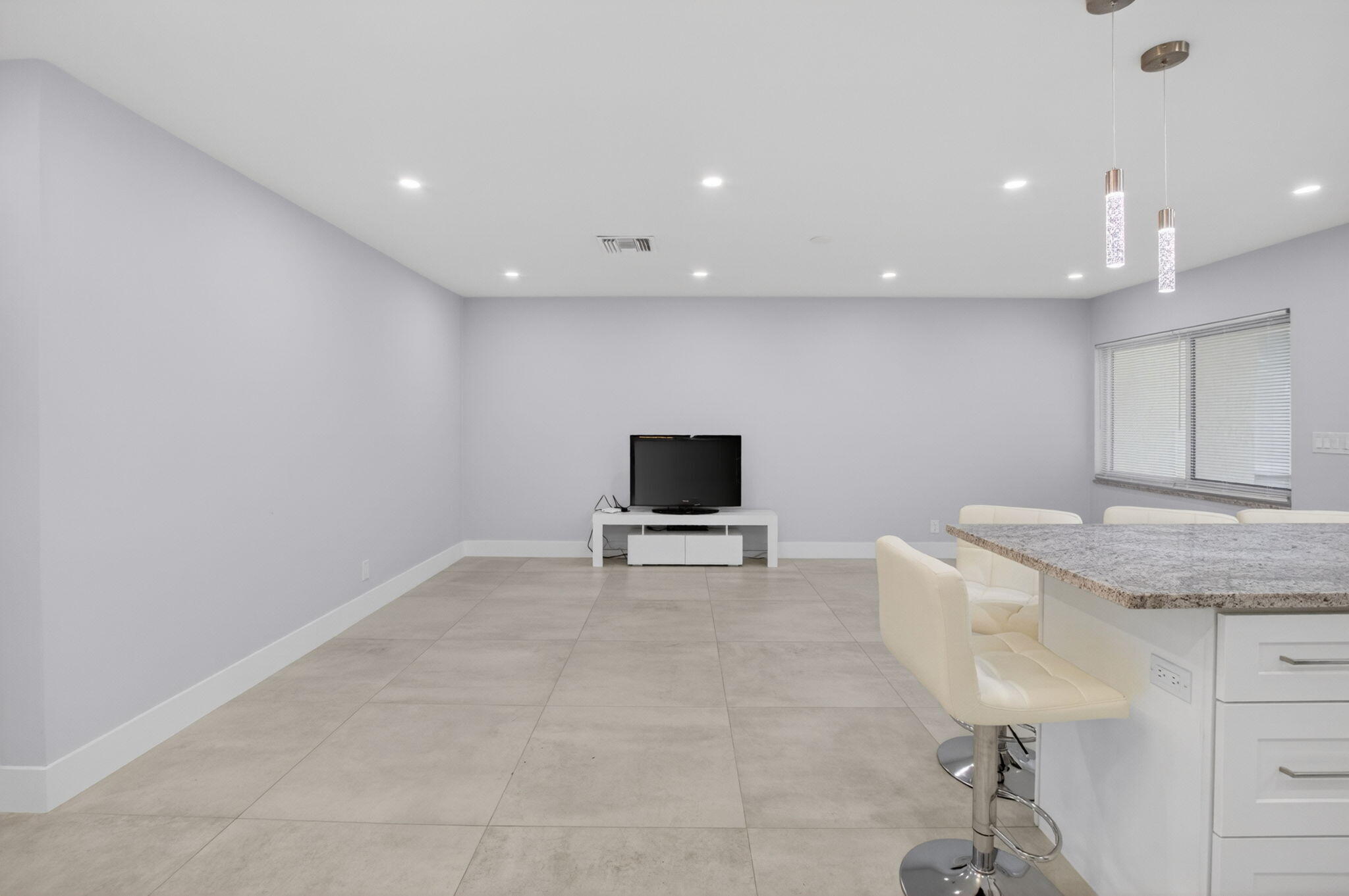 6049 Vía Diana Property Photo 14