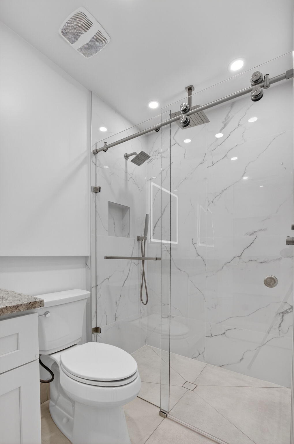 6049 Vía Diana Property Photo 17