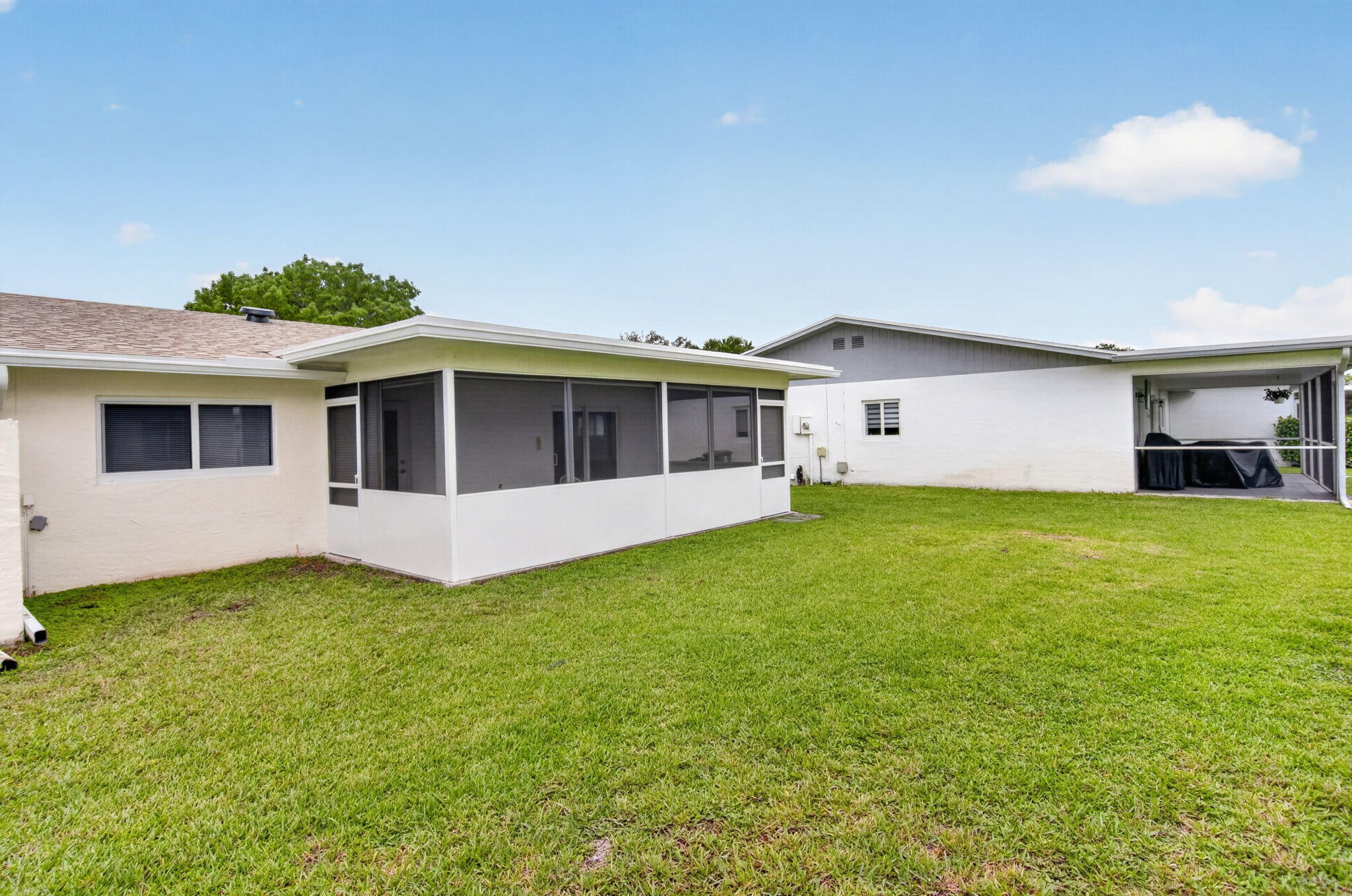 6049 Vía Diana Property Photo 22