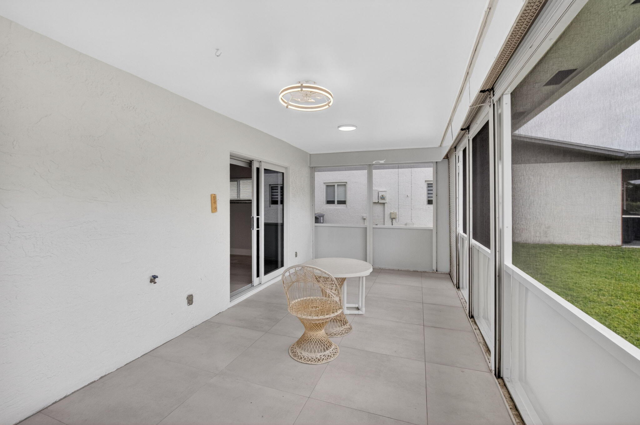 6049 Vía Diana Property Photo 26