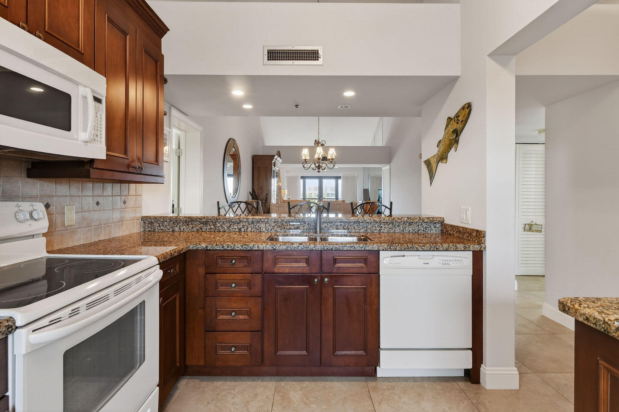 101 Ocean Bluffs Boulevard 504 Property Photo 18