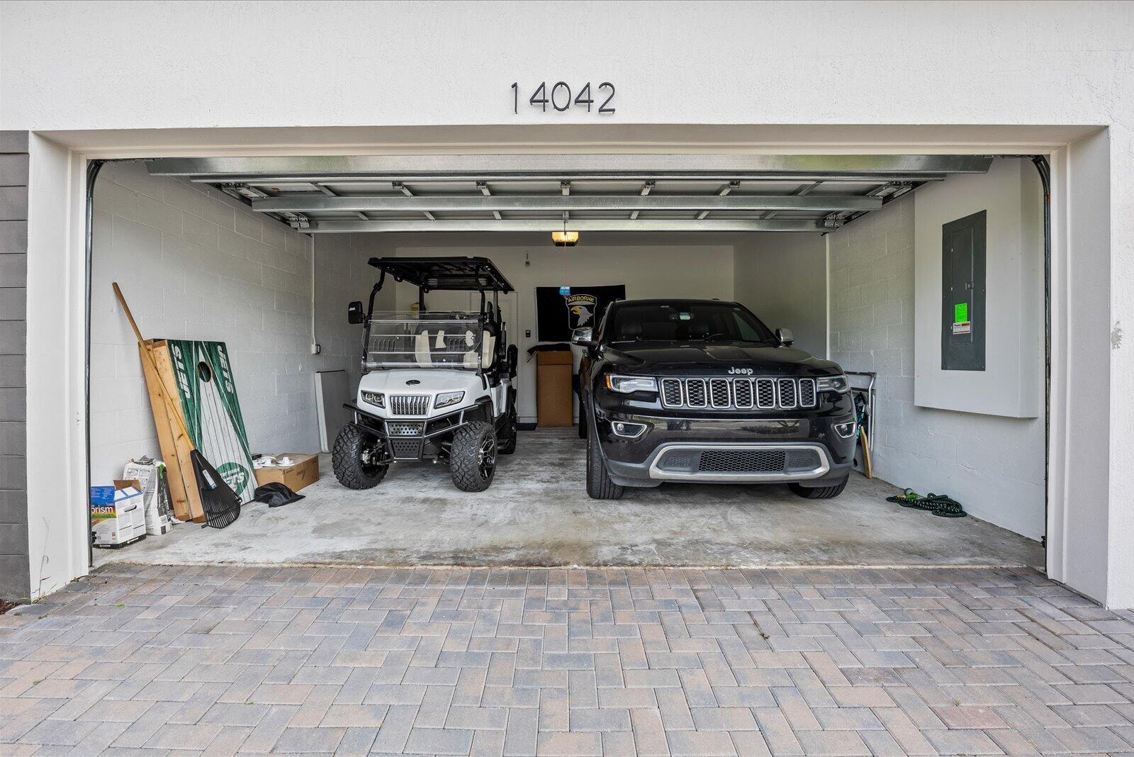 14042 Sw Thorens Drive Property Photo 25