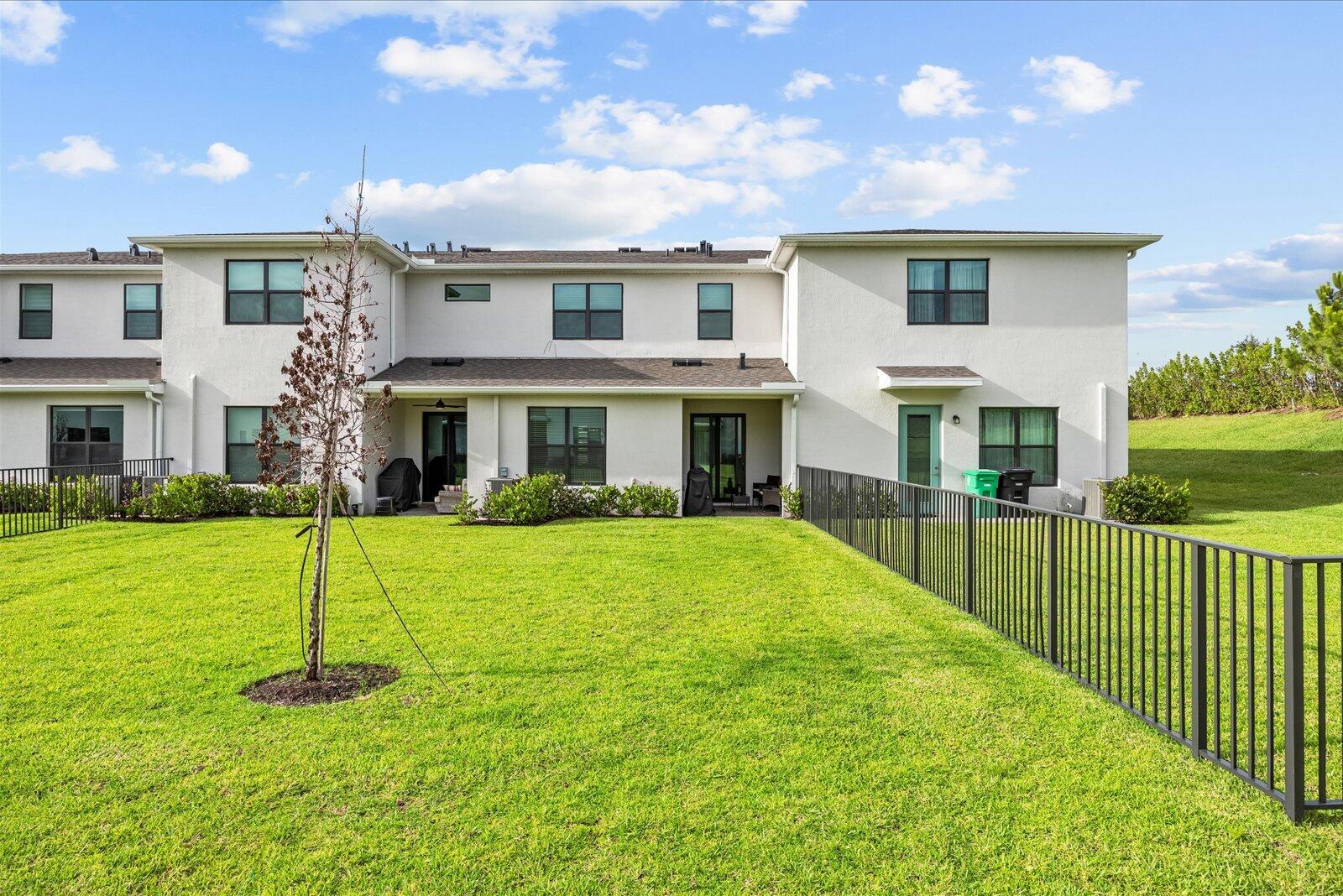 14042 Sw Thorens Drive Property Photo 29