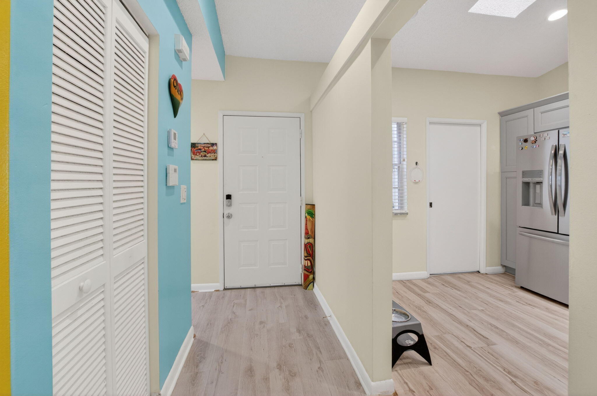 6082 Waldwick Circle Property Photo 7