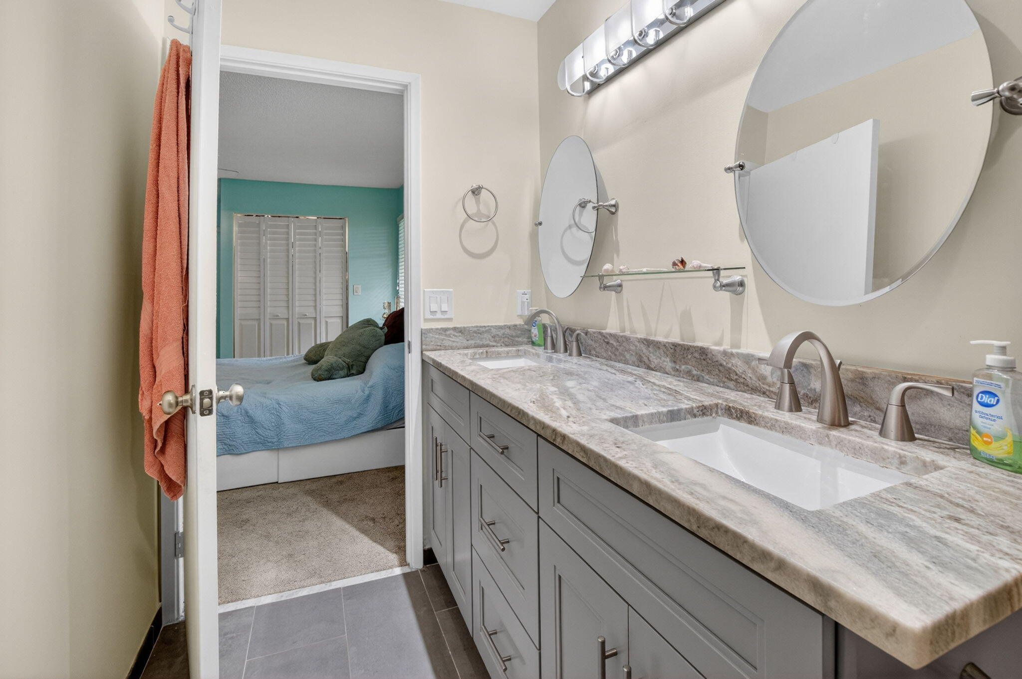 6082 Waldwick Circle Property Photo 30