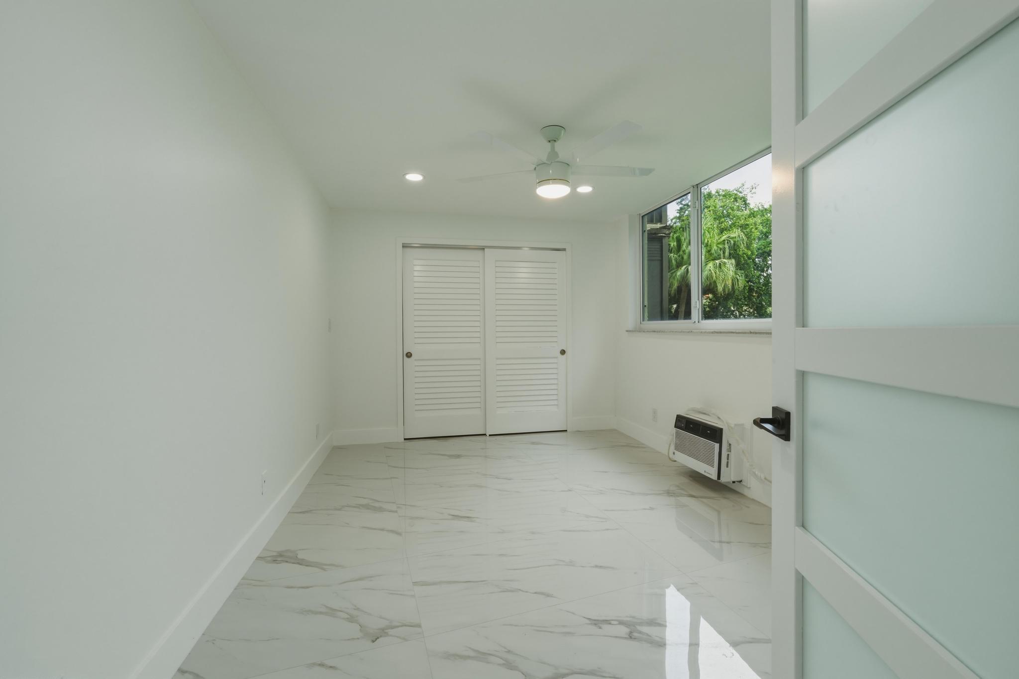 8970 S Hollybrook Boulevard 205 Property Photo 5