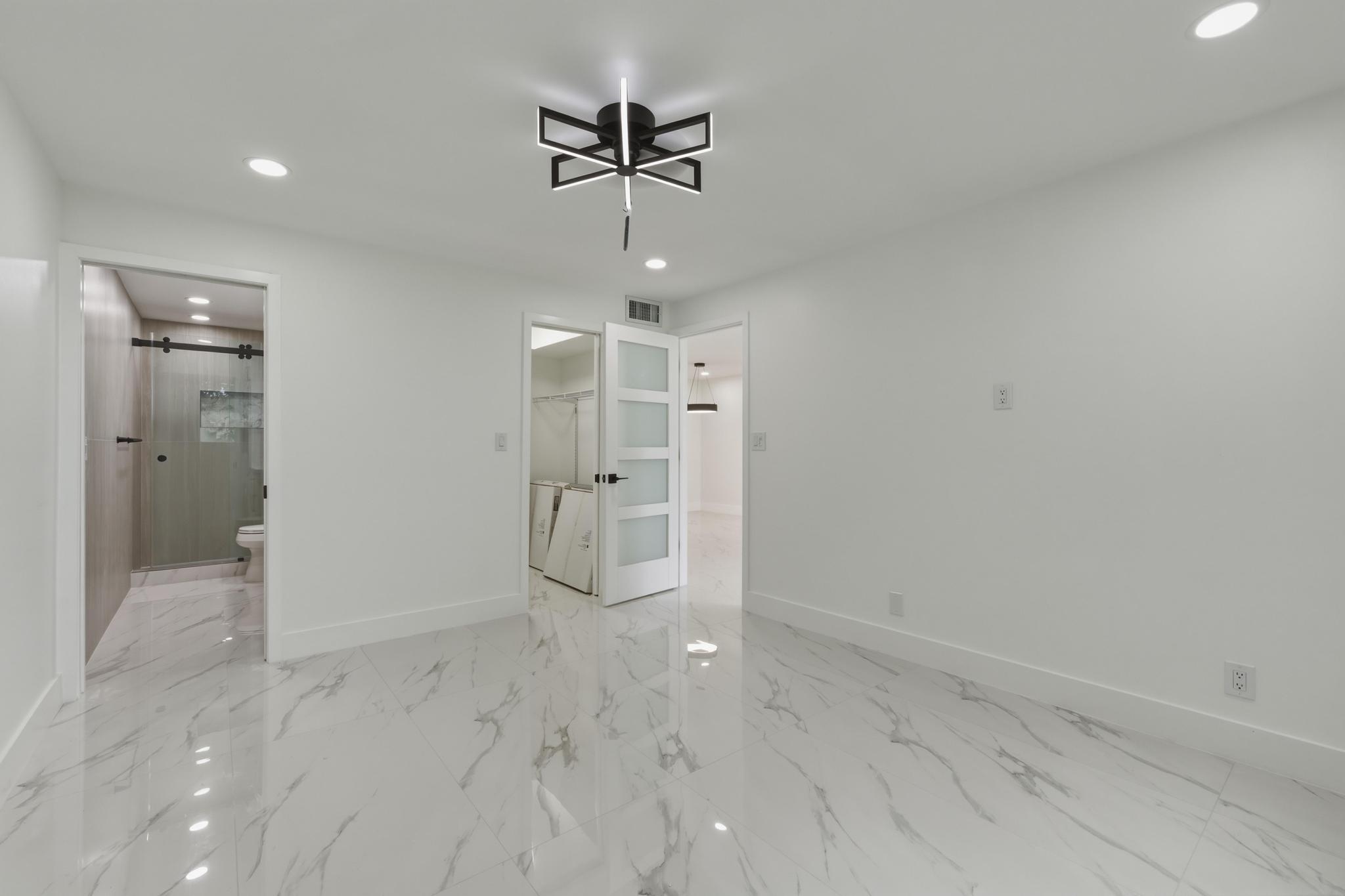 8970 S Hollybrook Boulevard 205 Property Photo 17