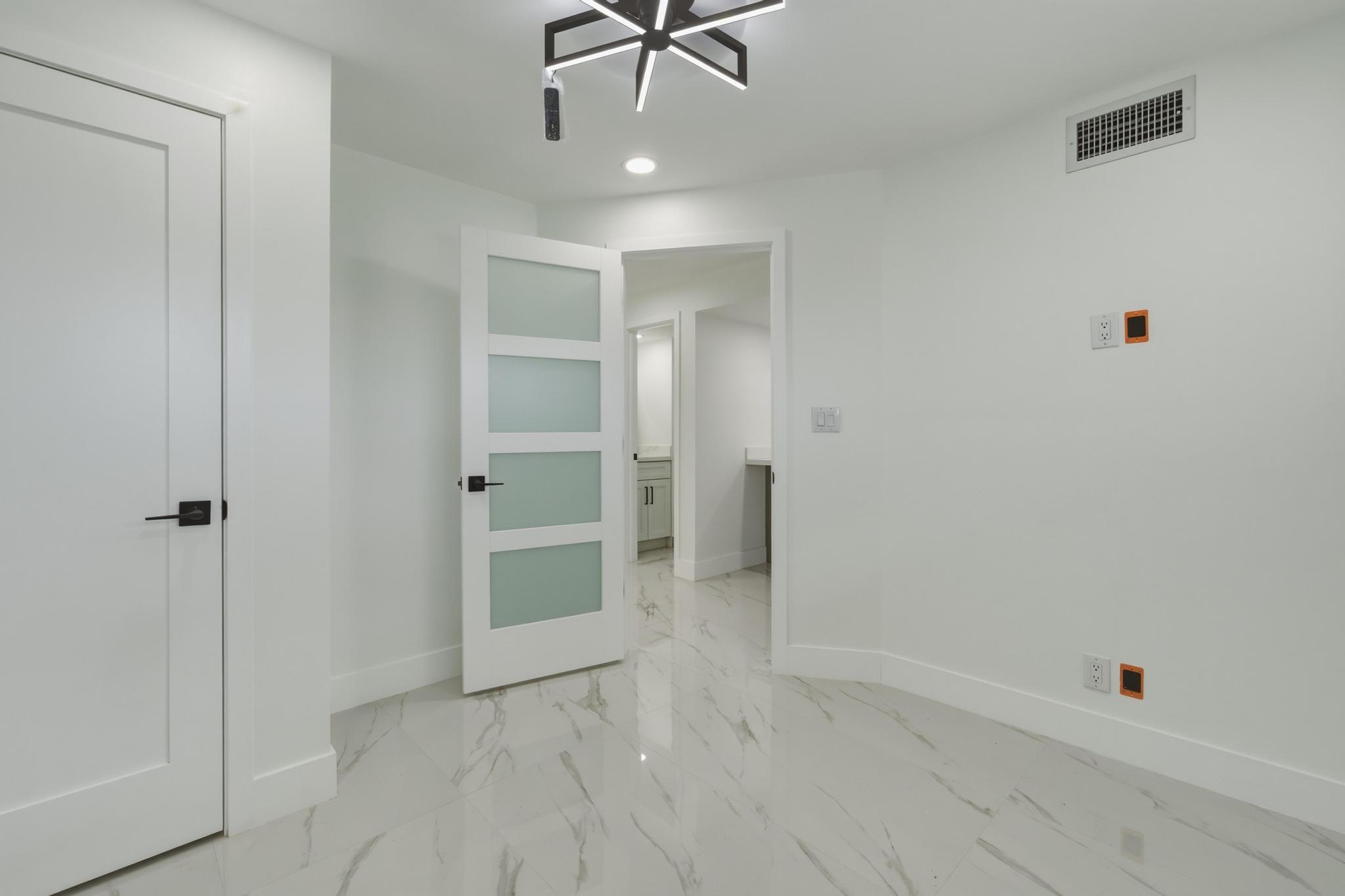 8970 S Hollybrook Boulevard 205 Property Photo 19