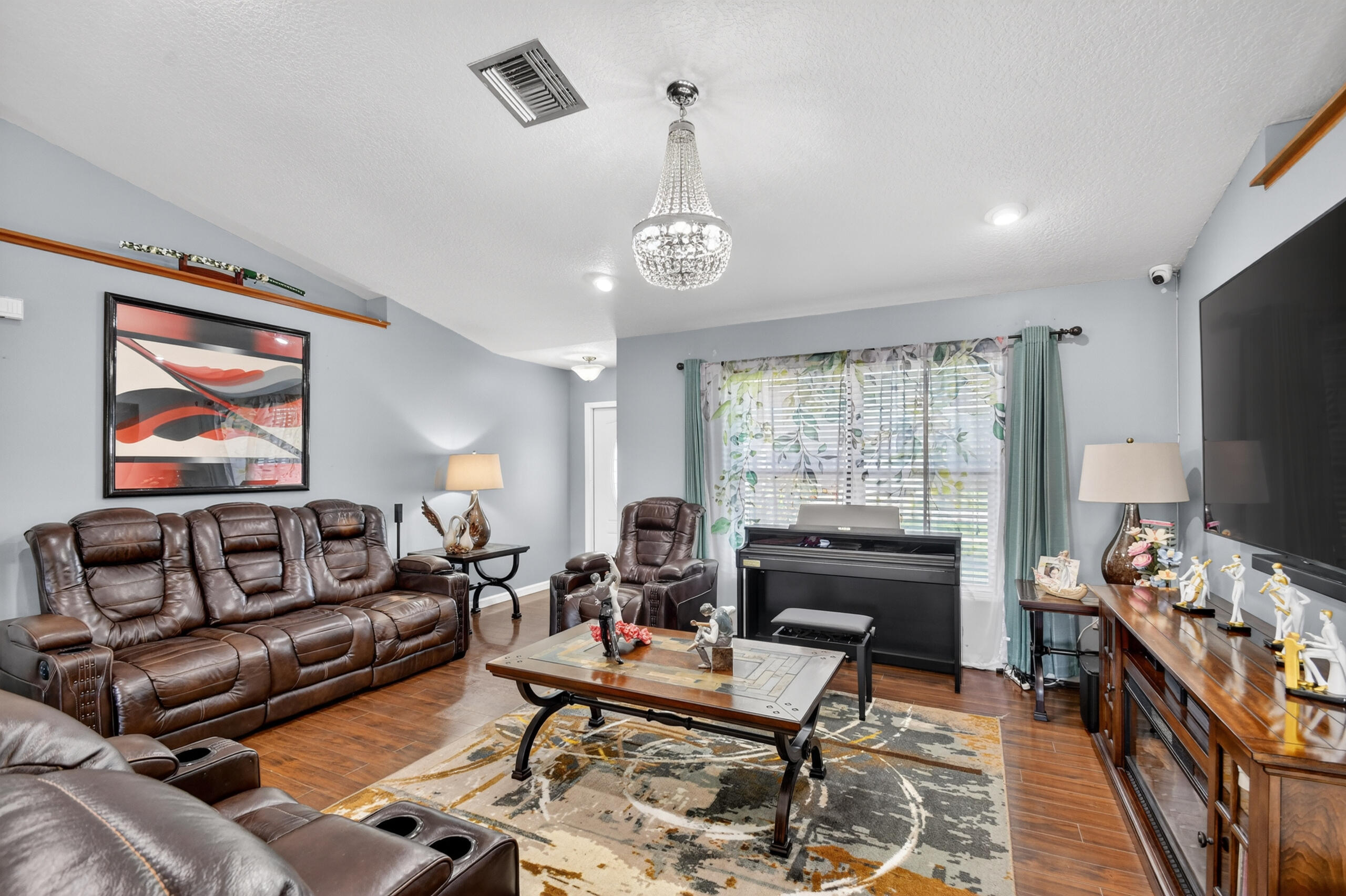 7625 Woodland Creek Lane Property Photo 15