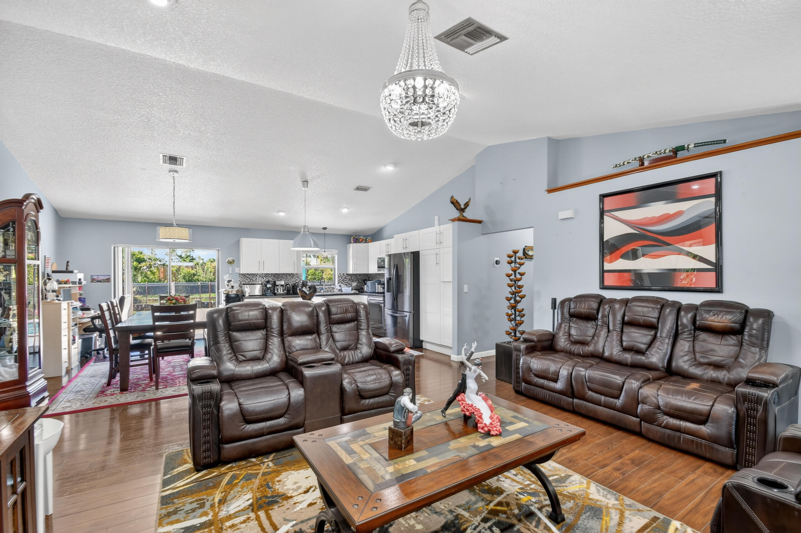 7625 Woodland Creek Lane Property Photo 16