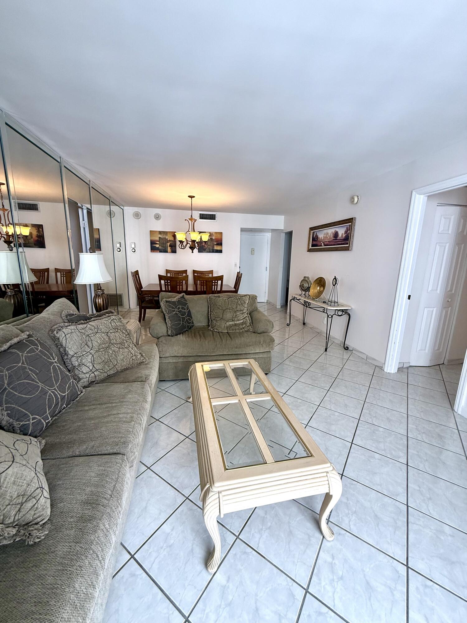 101 Briny Avenue 2204 Property Photo 6