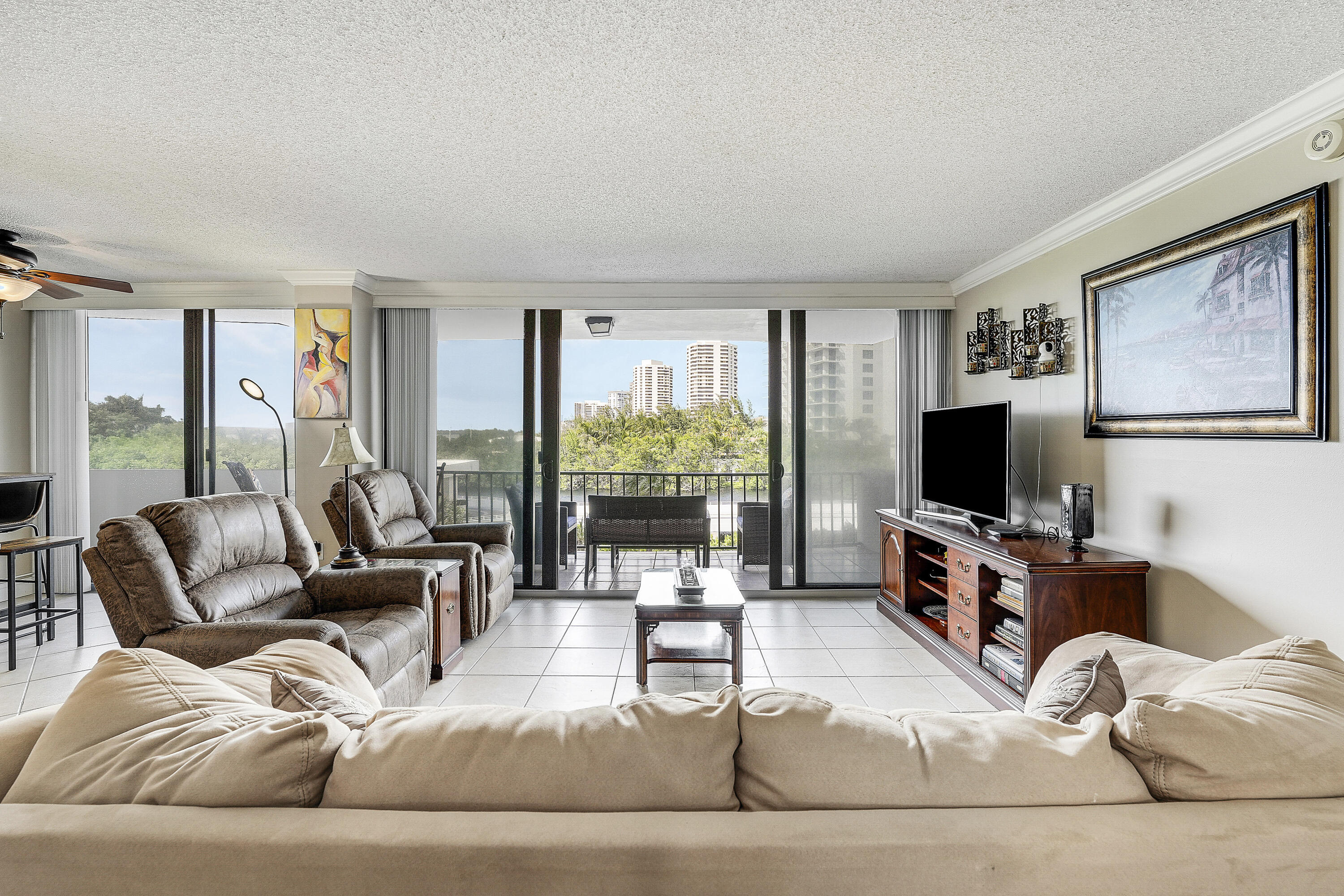 4200 N Ocean Drive 2-306 Property Photo 7