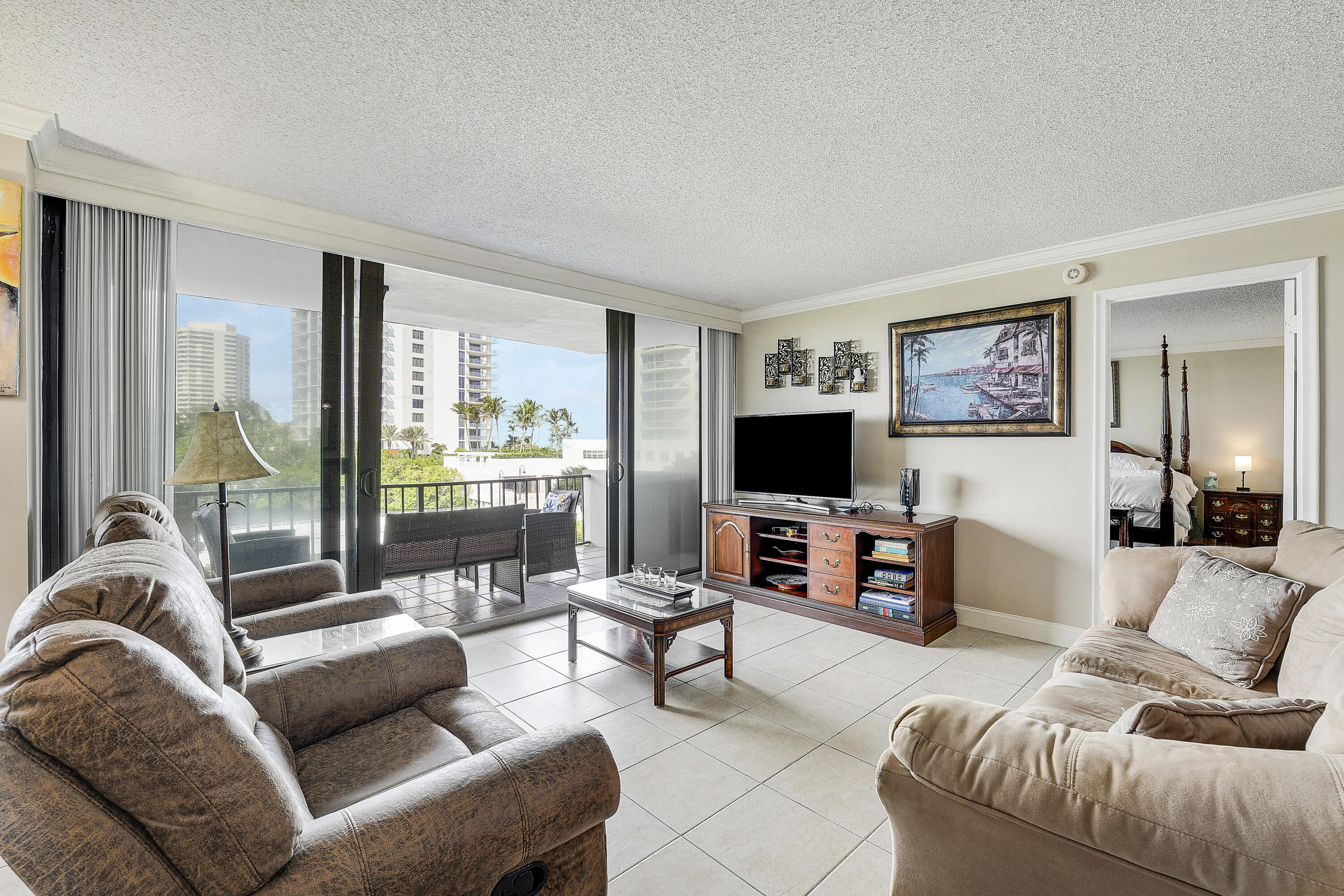 4200 N Ocean Drive 2-306 Property Photo 8