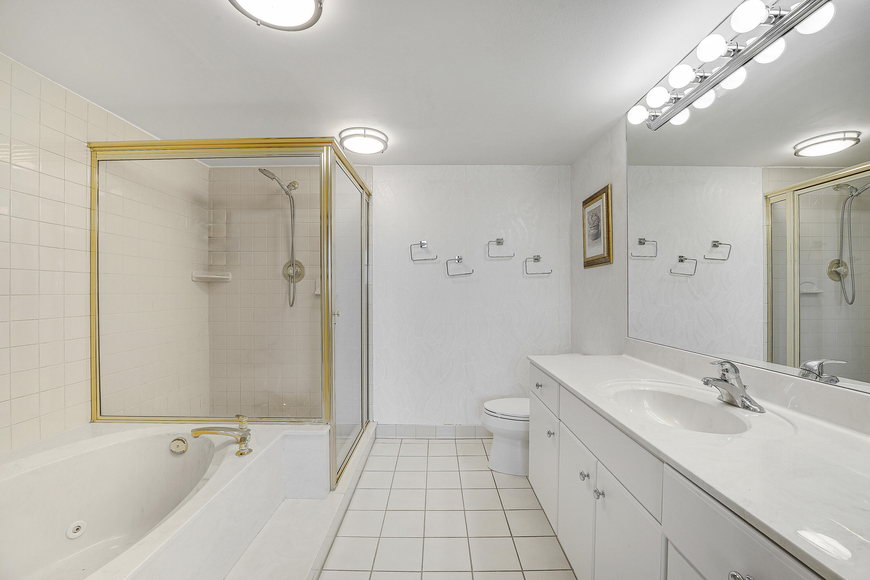 4200 N Ocean Drive 2-306 Property Photo 14