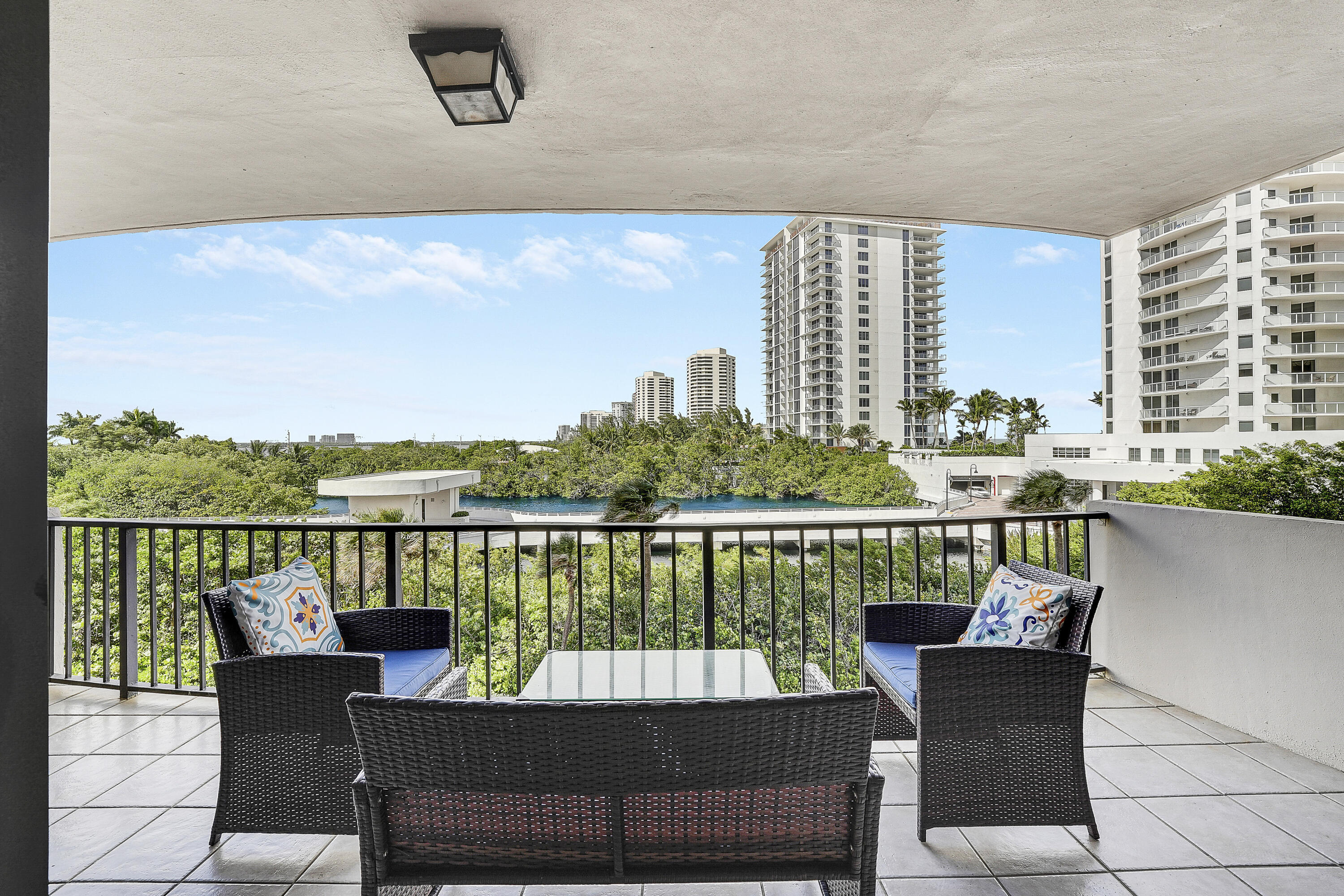4200 N Ocean Drive 2-306 Property Photo 21