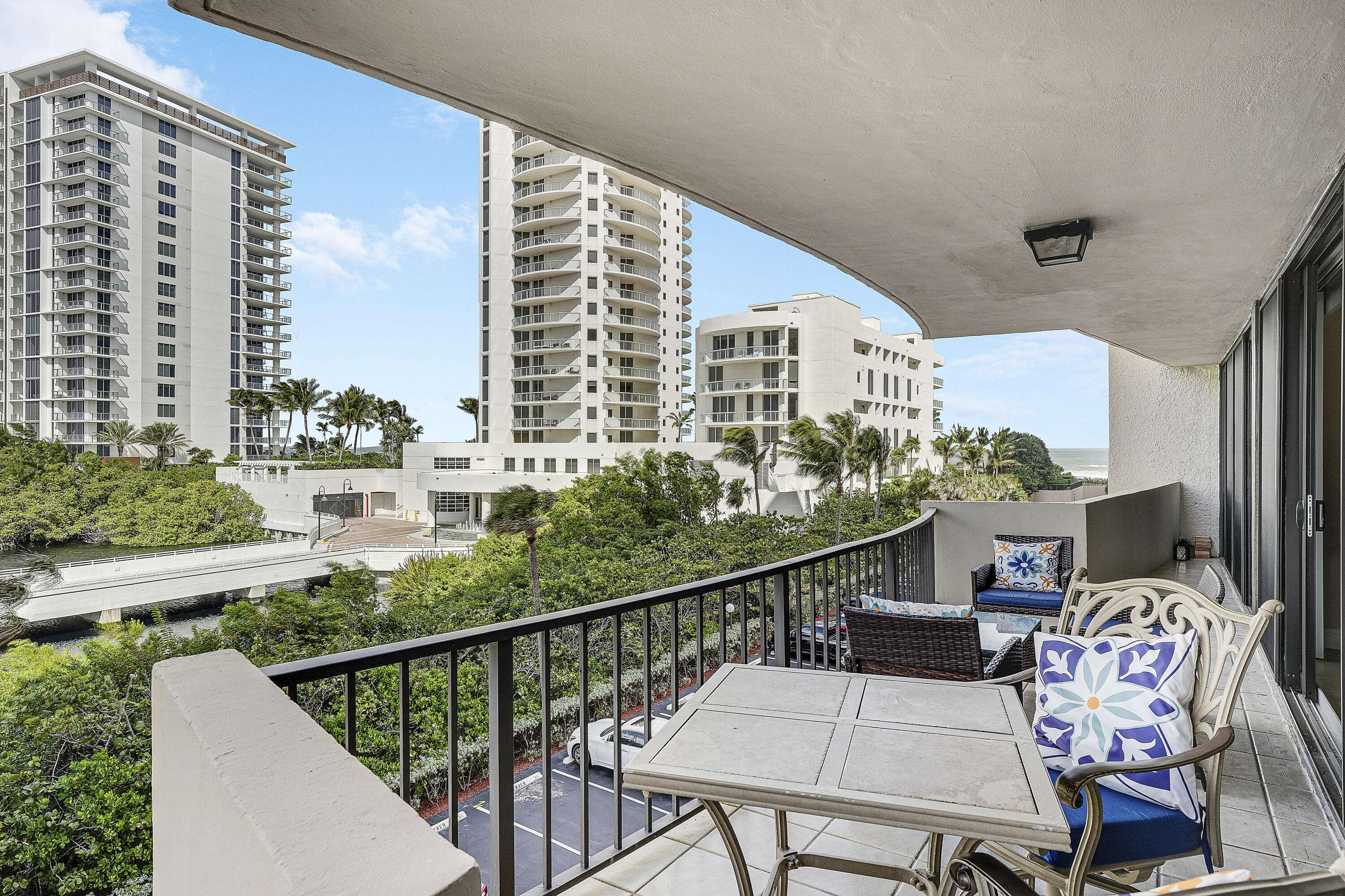4200 N Ocean Drive 2-306 Property Photo 23